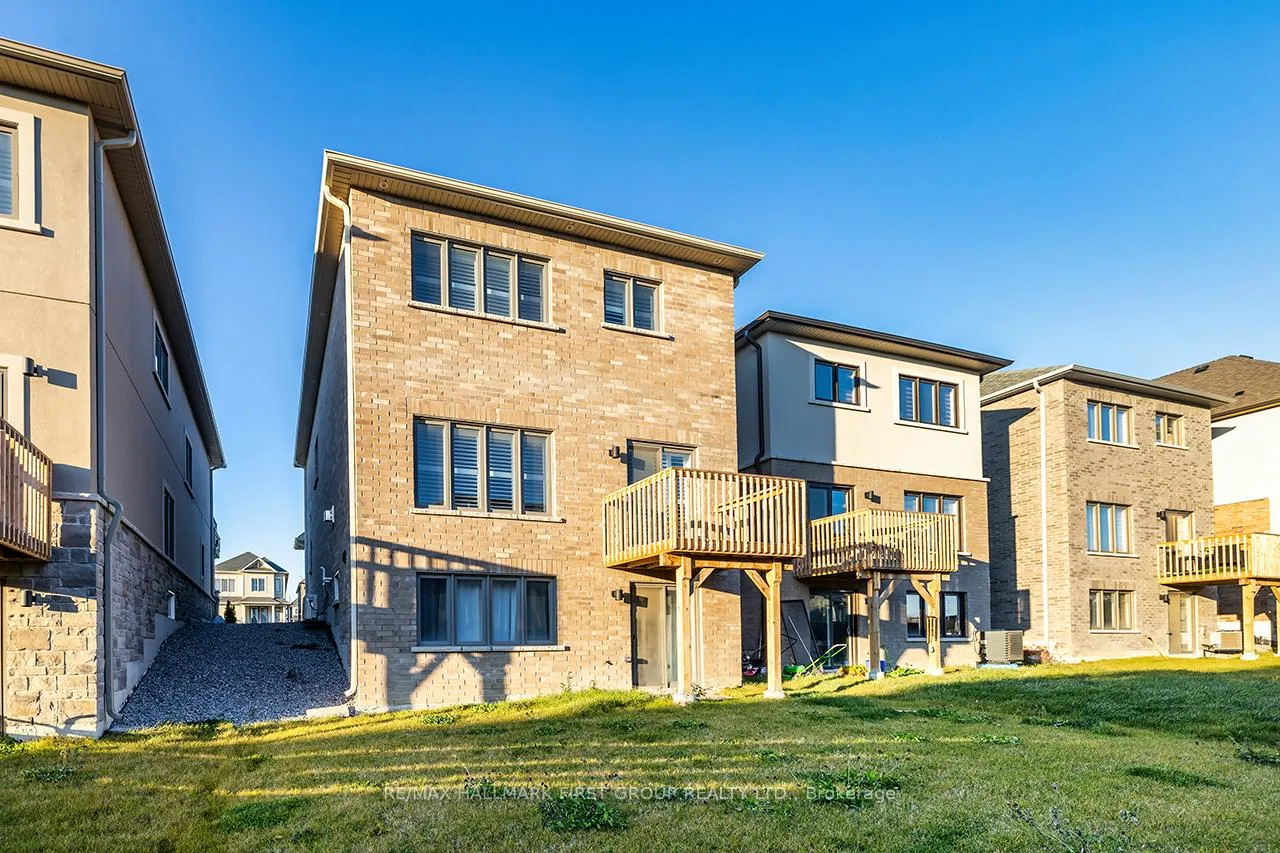 Photo 31 of 183 Flood Avenue, Clarington, Newcastle — HOMEH