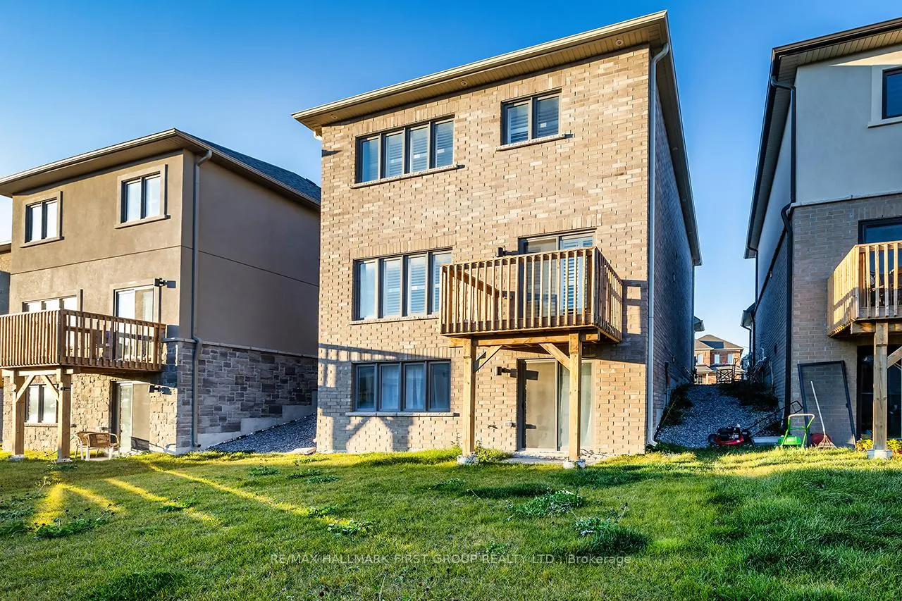 Photo 33 of 183 Flood Avenue, Clarington, Newcastle — HOMEH