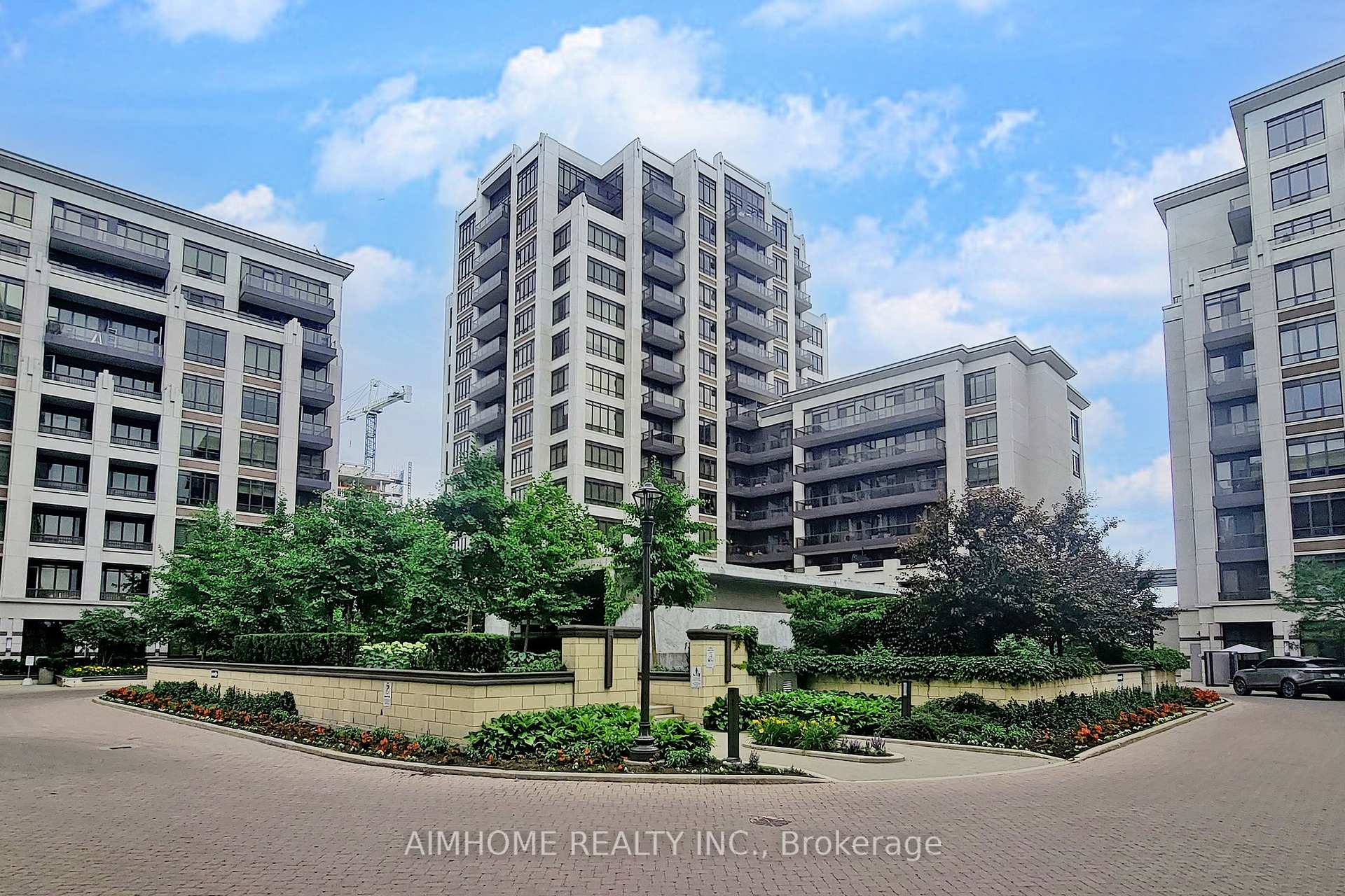 Photo 1 of Unit 807, 38 Cedarland Drive, Markham, Unionville — HOMEH