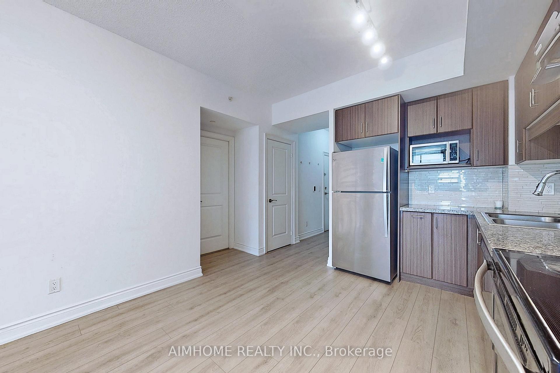 Photo 14 of Unit 807, 38 Cedarland Drive, Markham, Unionville — HOMEH