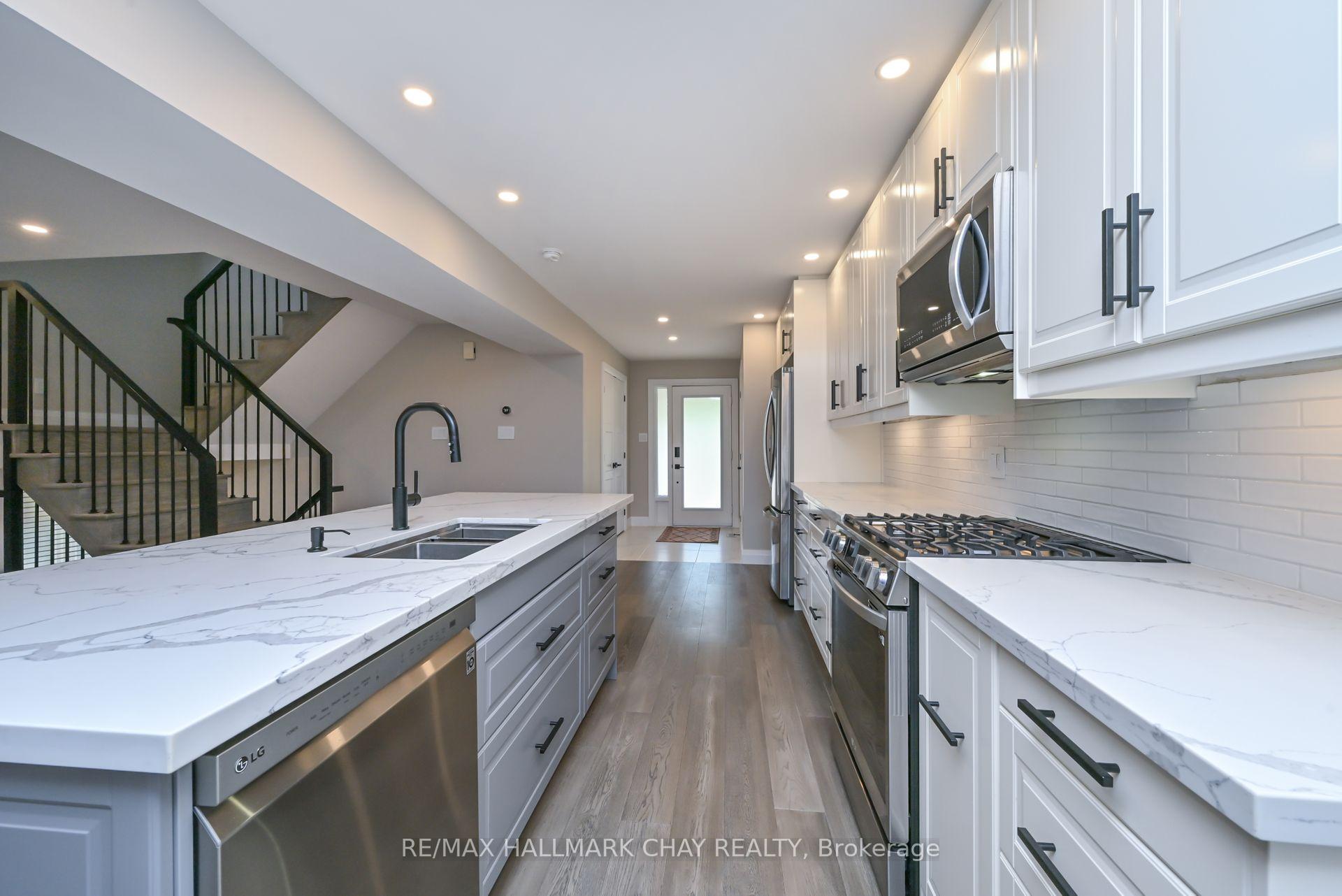 Photo 9 of 176 Green Briar Road, New Tecumseth, Alliston — HOMEH