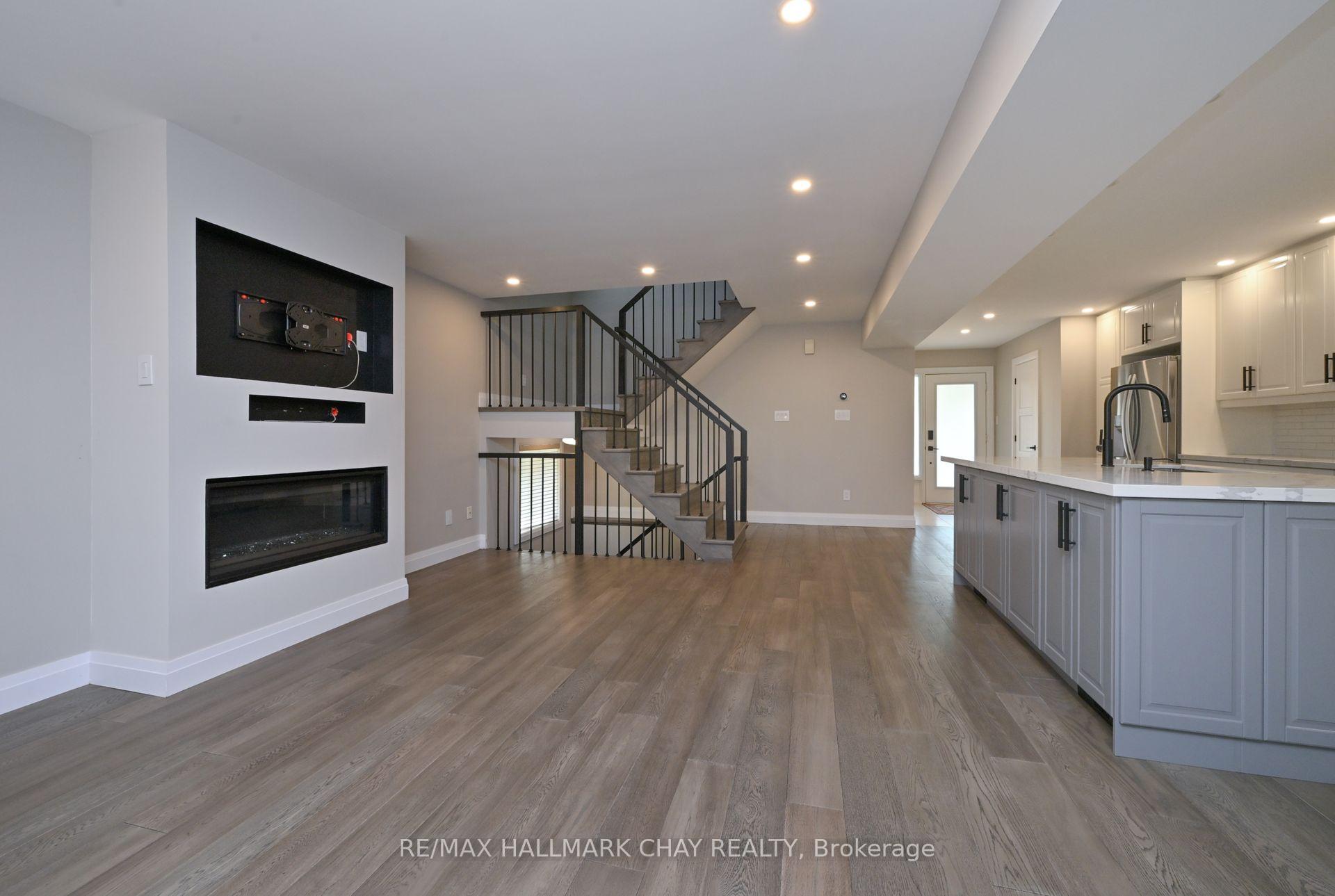 Photo 13 of 176 Green Briar Road, New Tecumseth, Alliston — HOMEH
