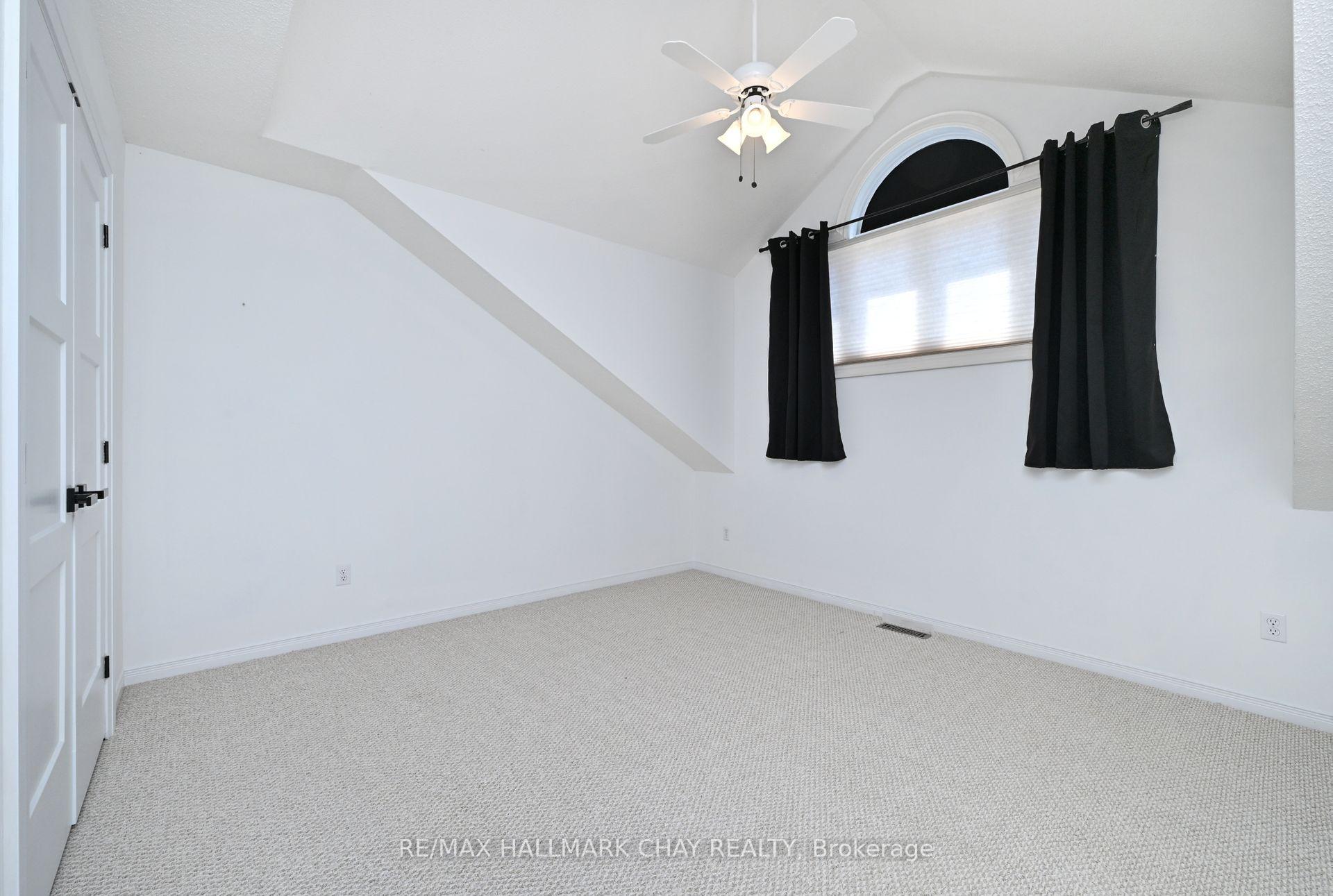 Photo 24 of 176 Green Briar Road, New Tecumseth, Alliston — HOMEH