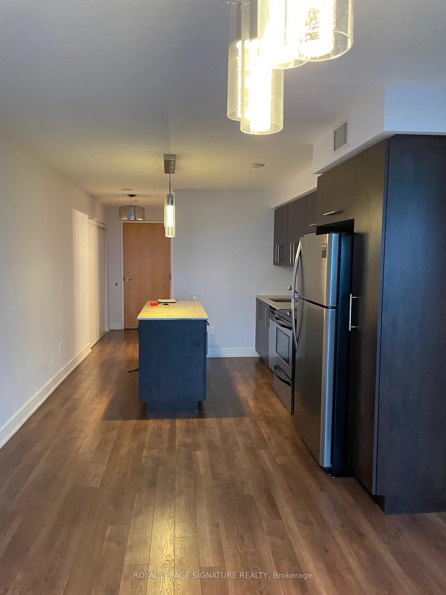 Photo 5 of Unit 2106, 1048 Broadview Avenue, Toronto, Broadview North — HOMEH
