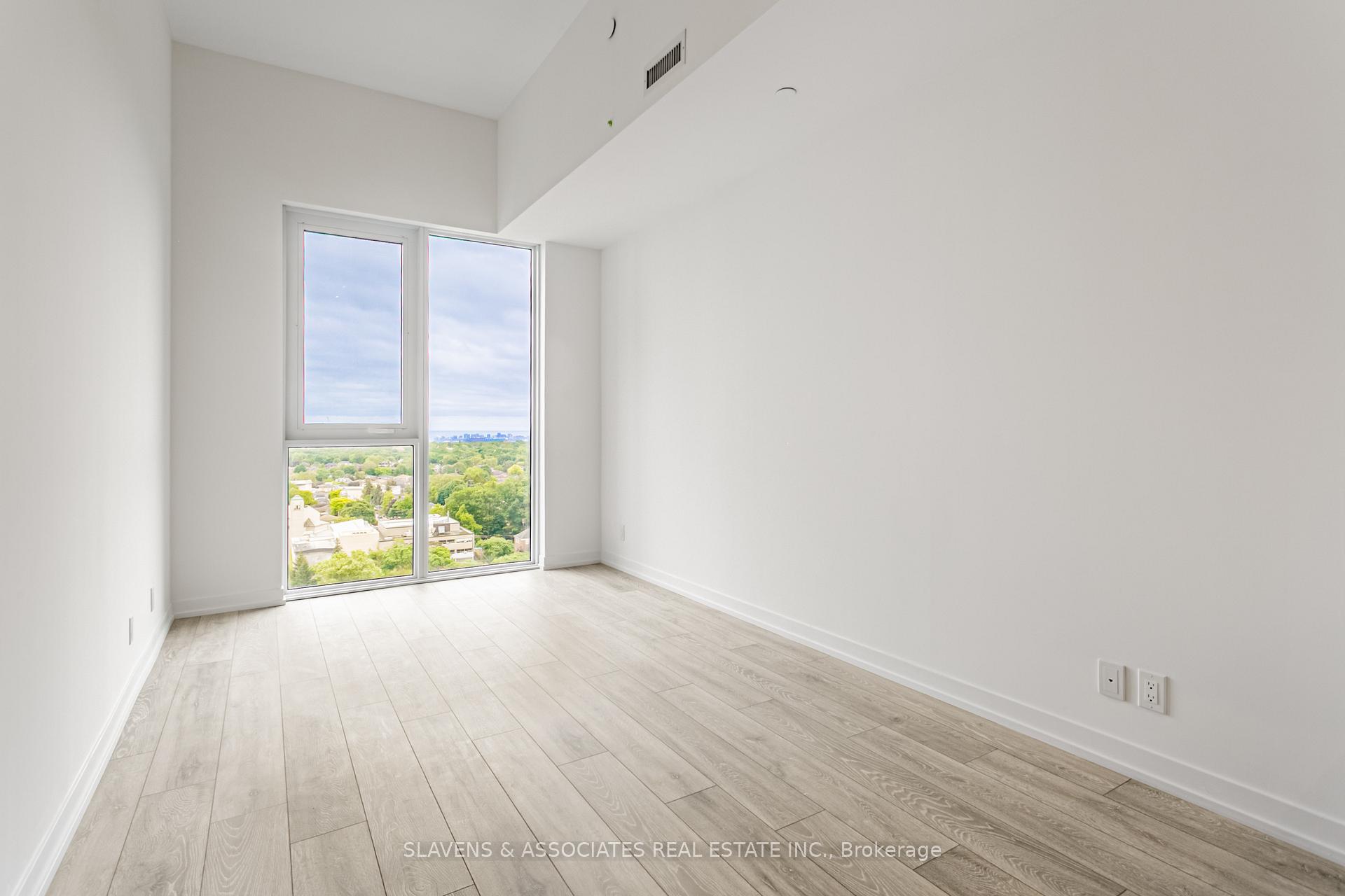 Photo 12 of Unit PH2, 2020 Bathurst Street, Toronto, Humewood-Cedarvale — HOMEH