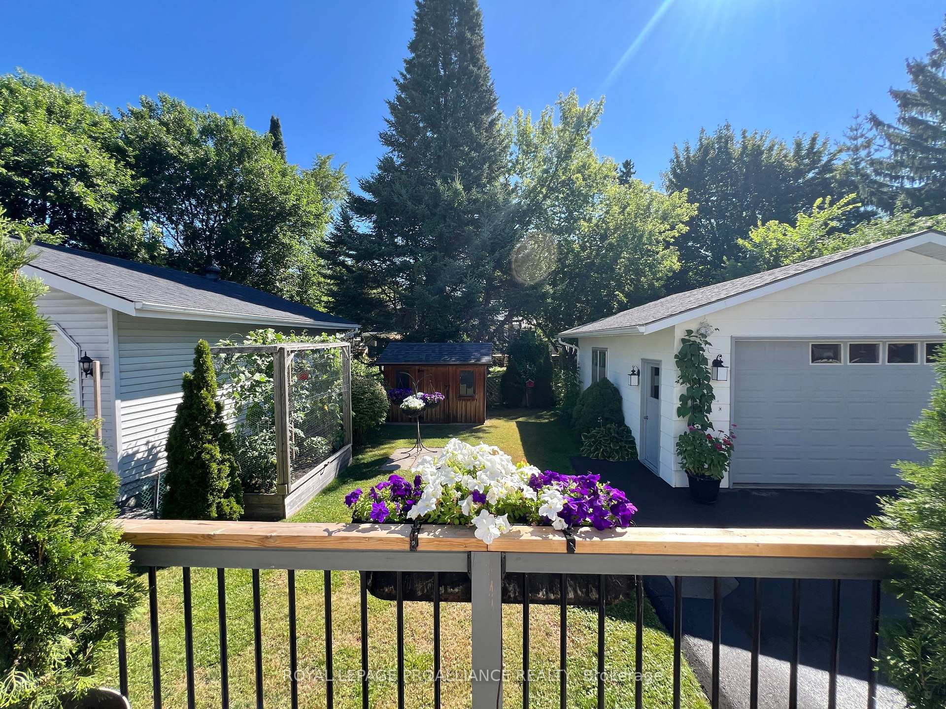 Photo 33 of 173 Foster Avenue, Belleville, Belleville Ward — HOMEH