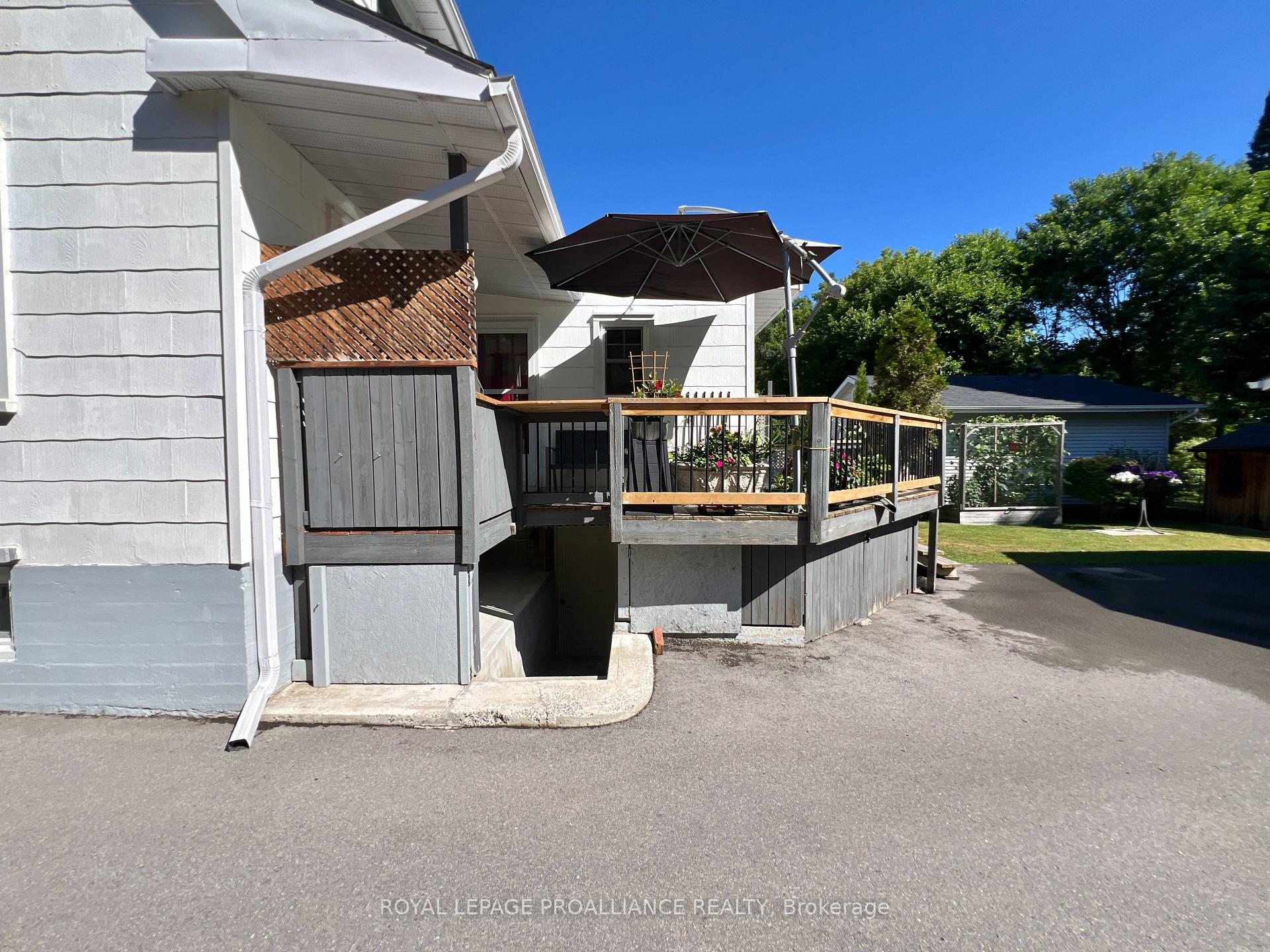 Photo 31 of 173 Foster Avenue, Belleville, Belleville Ward — HOMEH