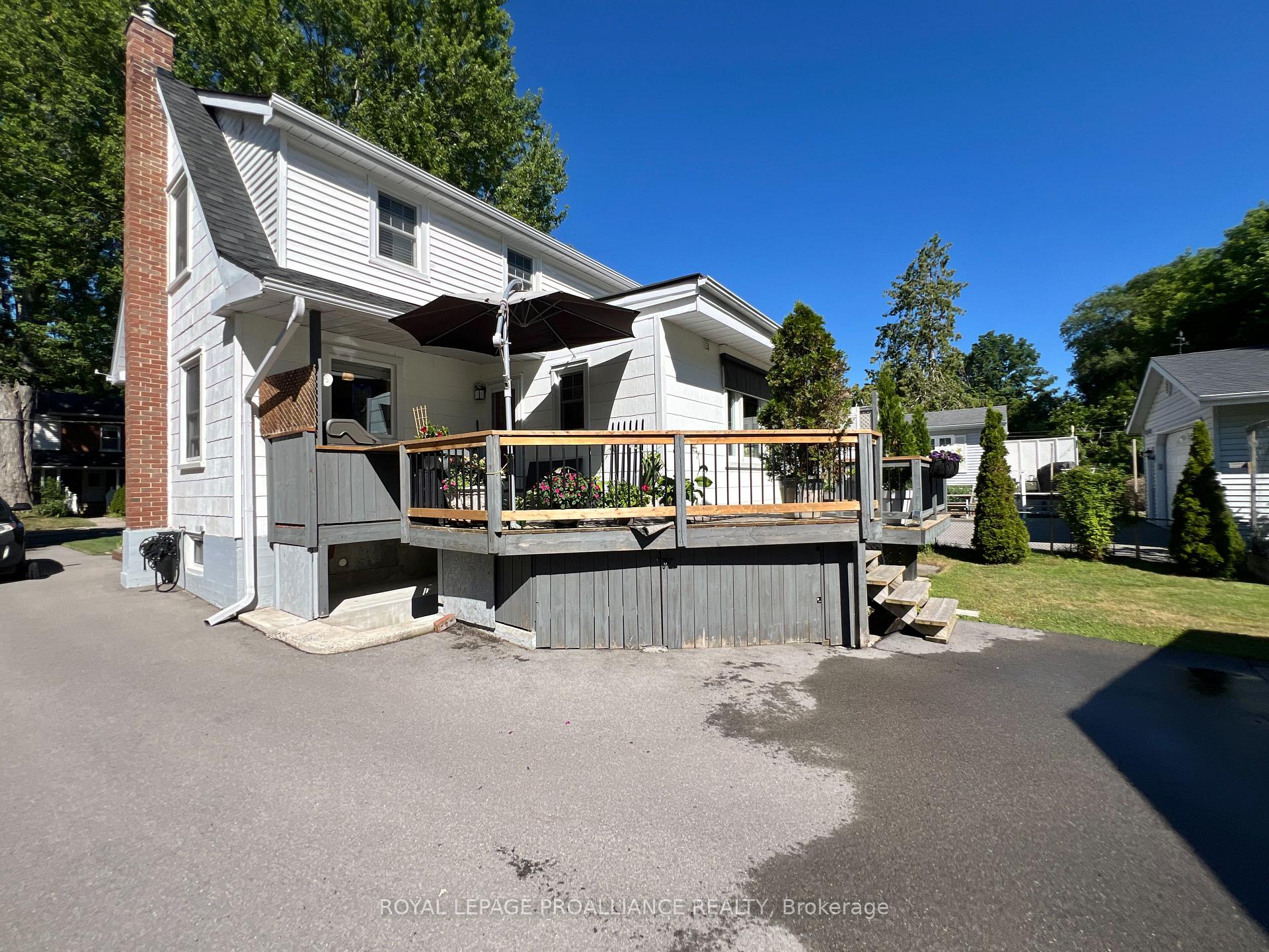 Photo 32 of 173 Foster Avenue, Belleville, Belleville Ward — HOMEH