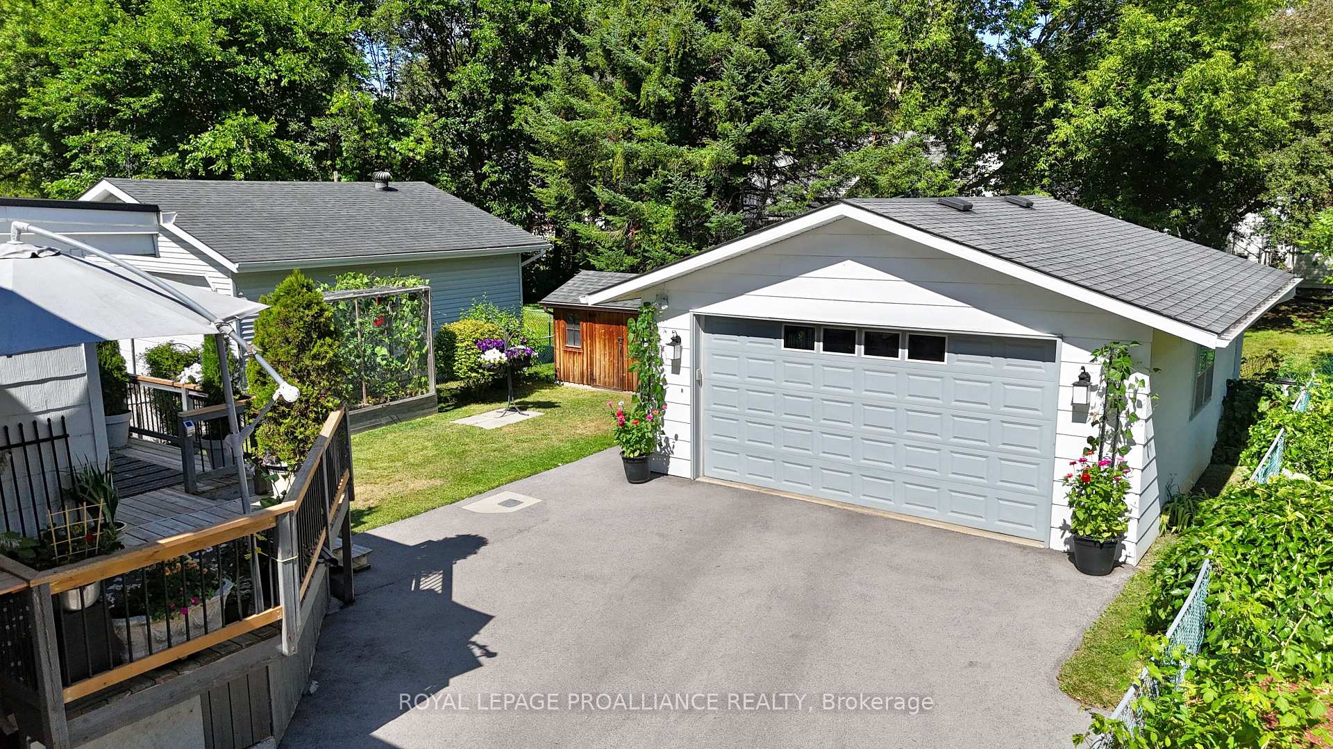 Photo 35 of 173 Foster Avenue, Belleville, Belleville Ward — HOMEH