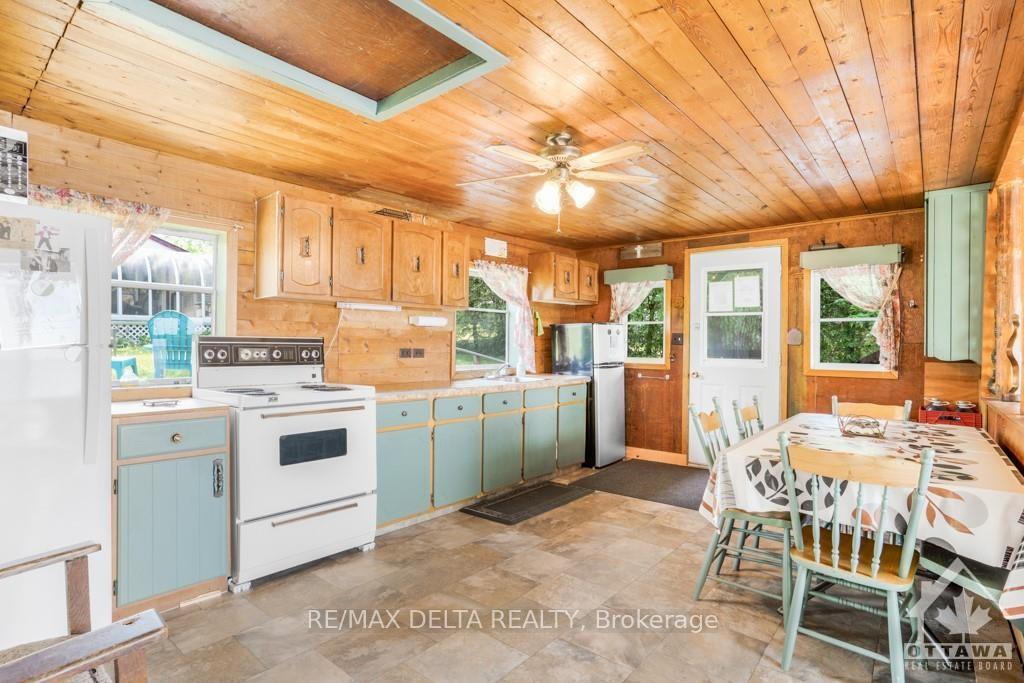 Photo 4 of 1146 Bay Road, Champlain, L'Orignal — HOMEH
