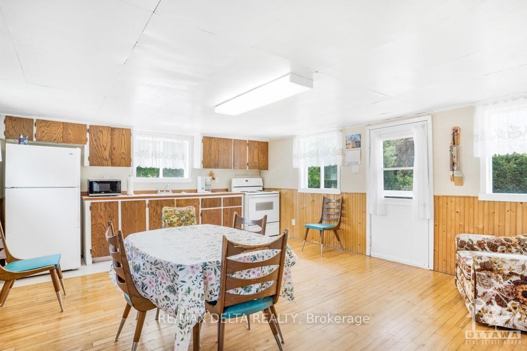 Photo 9 of 1146 Bay Road, Champlain, L'Orignal — HOMEH