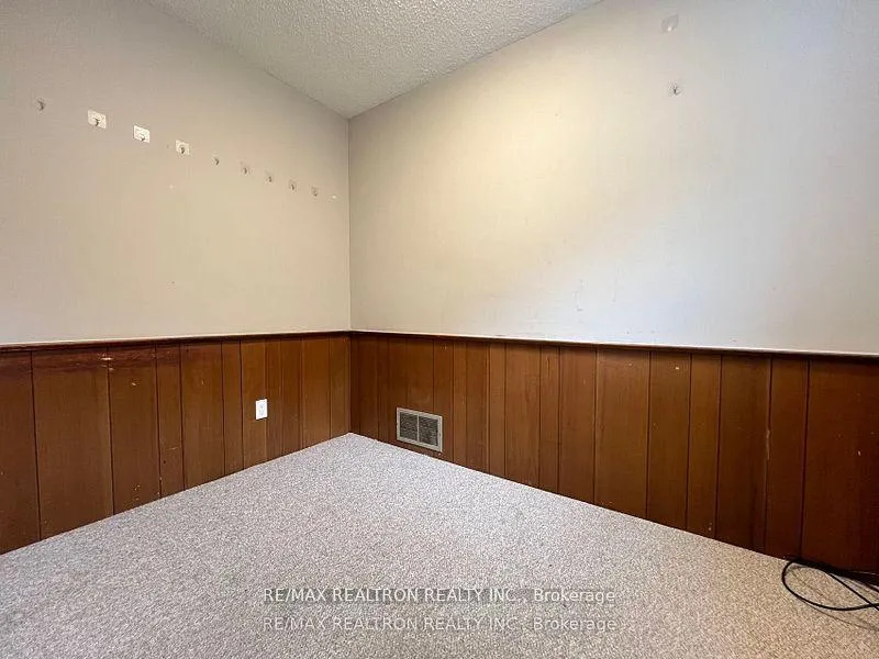 Photo 4 of Unit Basement, 25 Emperor Street, Ajax, South East — HOMEH