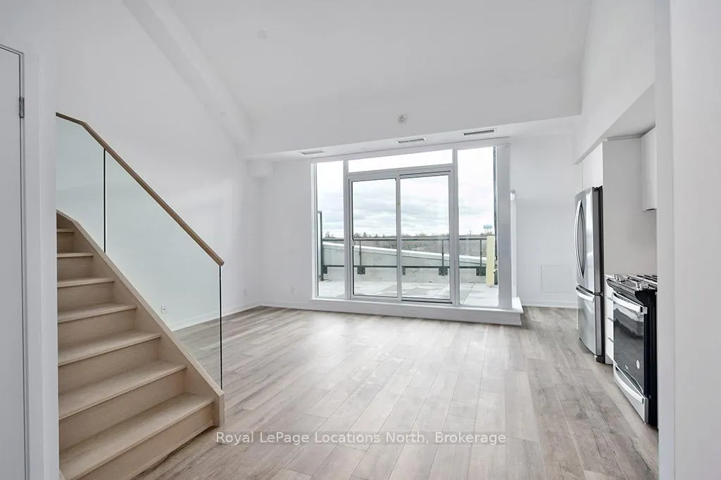 Photo 8 of Unit 612, 31 Huron Street, Collingwood — HOMEH