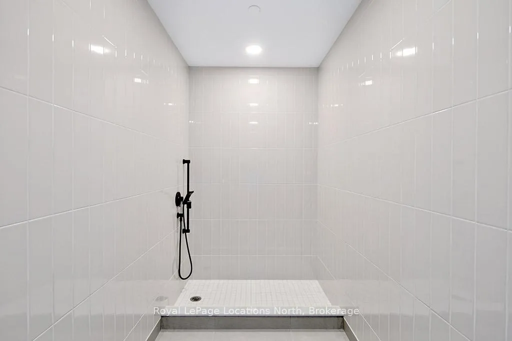 Photo 23 of Unit 612, 31 Huron Street, Collingwood — HOMEH