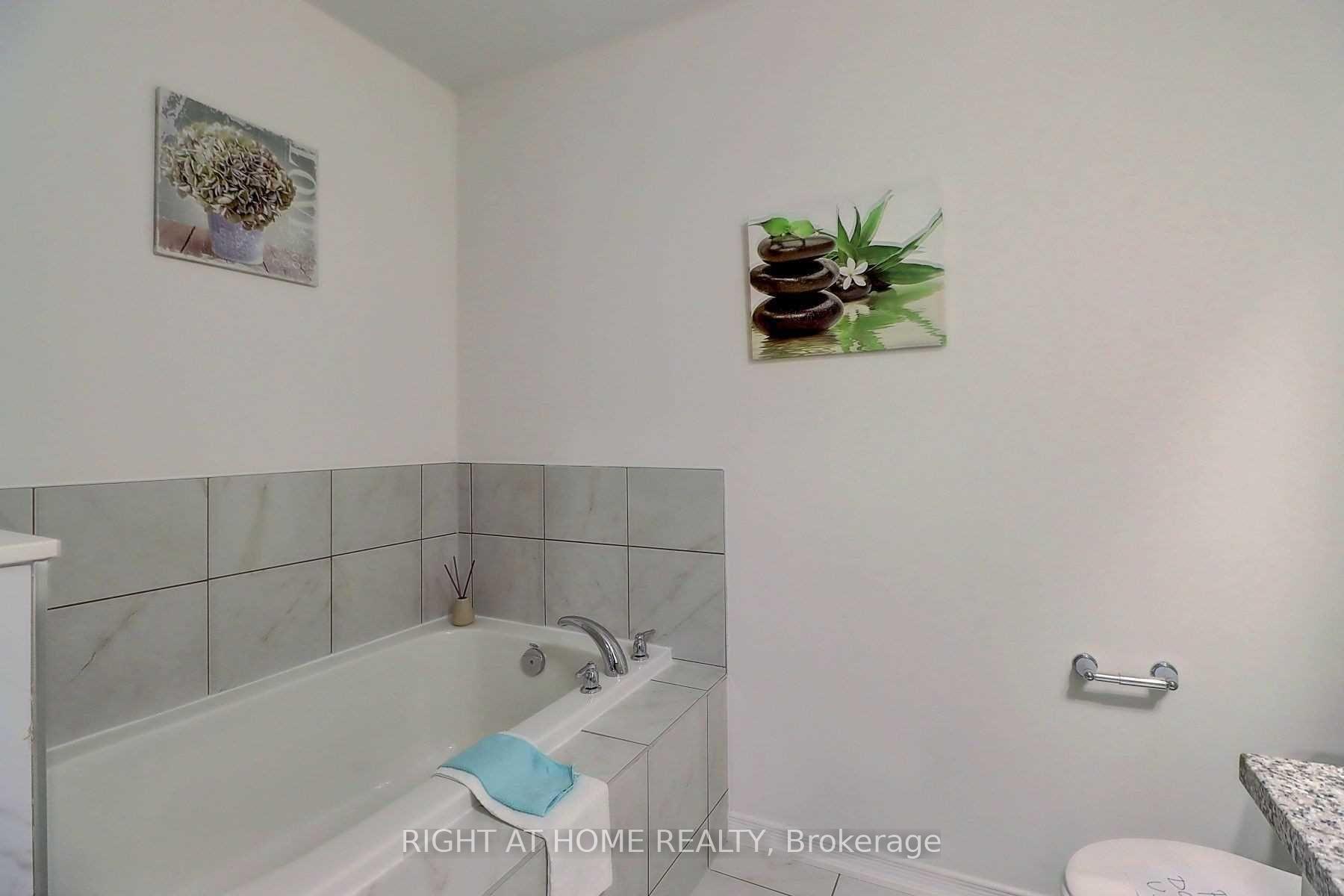 Photo 14 of 2552 Earleville Path, Oshawa, Windfields — HOMEH