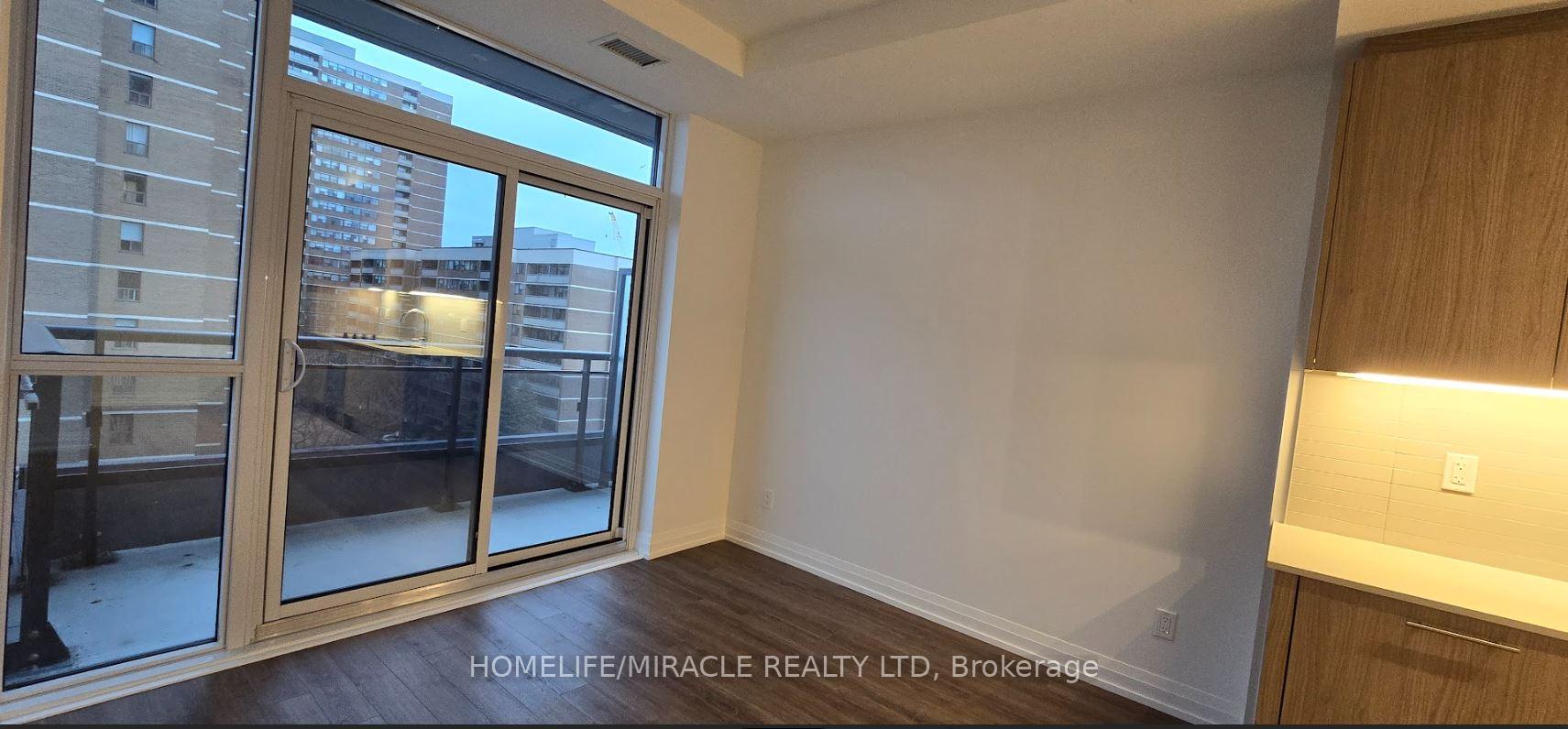Photo 4 of Unit 609, 286 Main Street, Toronto, East End-Danforth — HOMEH