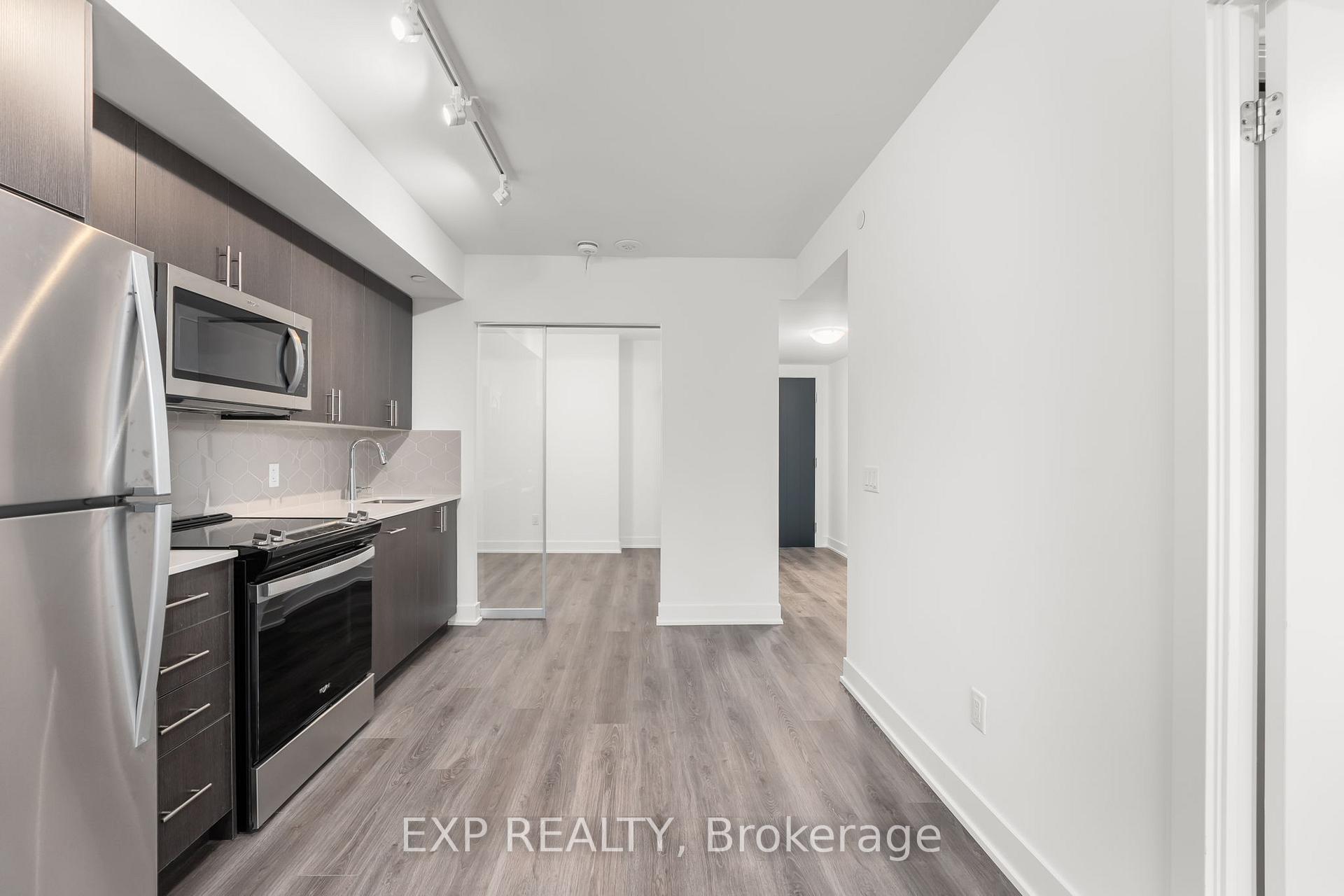 Photo 8 of Unit 1605, 2545 Simcoe Street N, Oshawa, Windfields — HOMEH