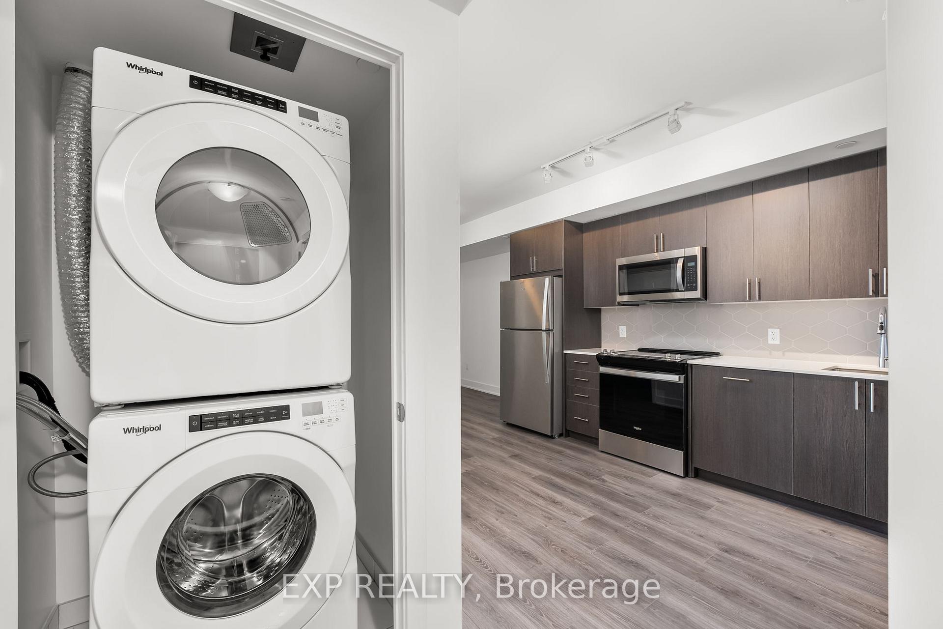 Photo 9 of Unit 1605, 2545 Simcoe Street N, Oshawa, Windfields — HOMEH