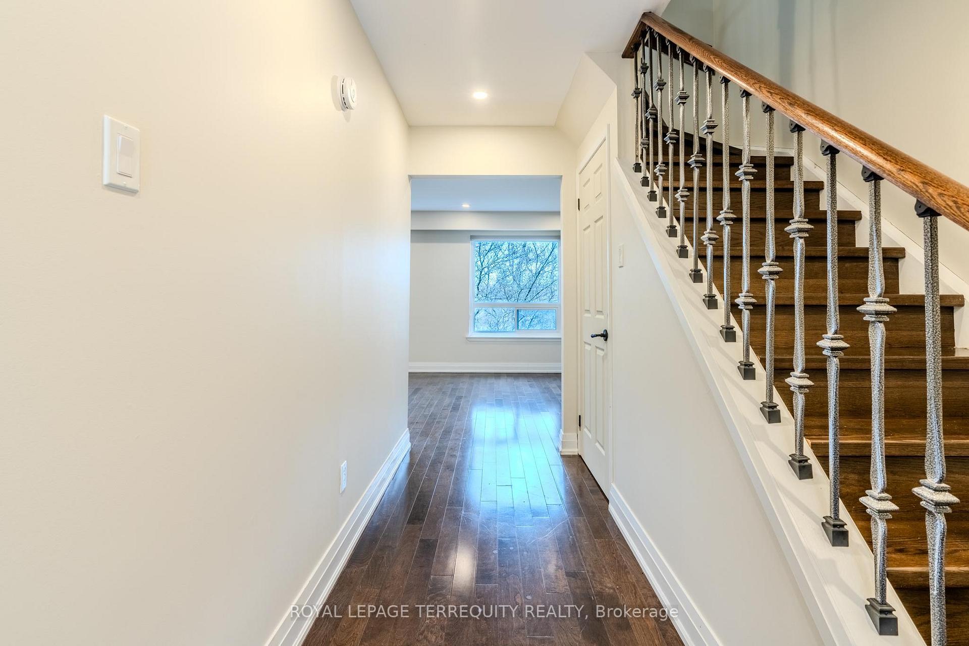 Photo 12 of 84 Moregate Crescent, Brampton, Central Park — HOMEH