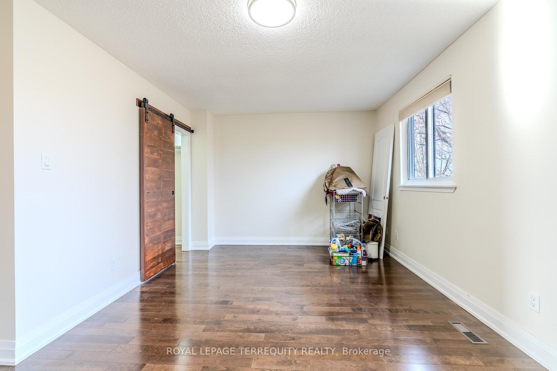 Photo 18 of 84 Moregate Crescent, Brampton, Central Park — HOMEH