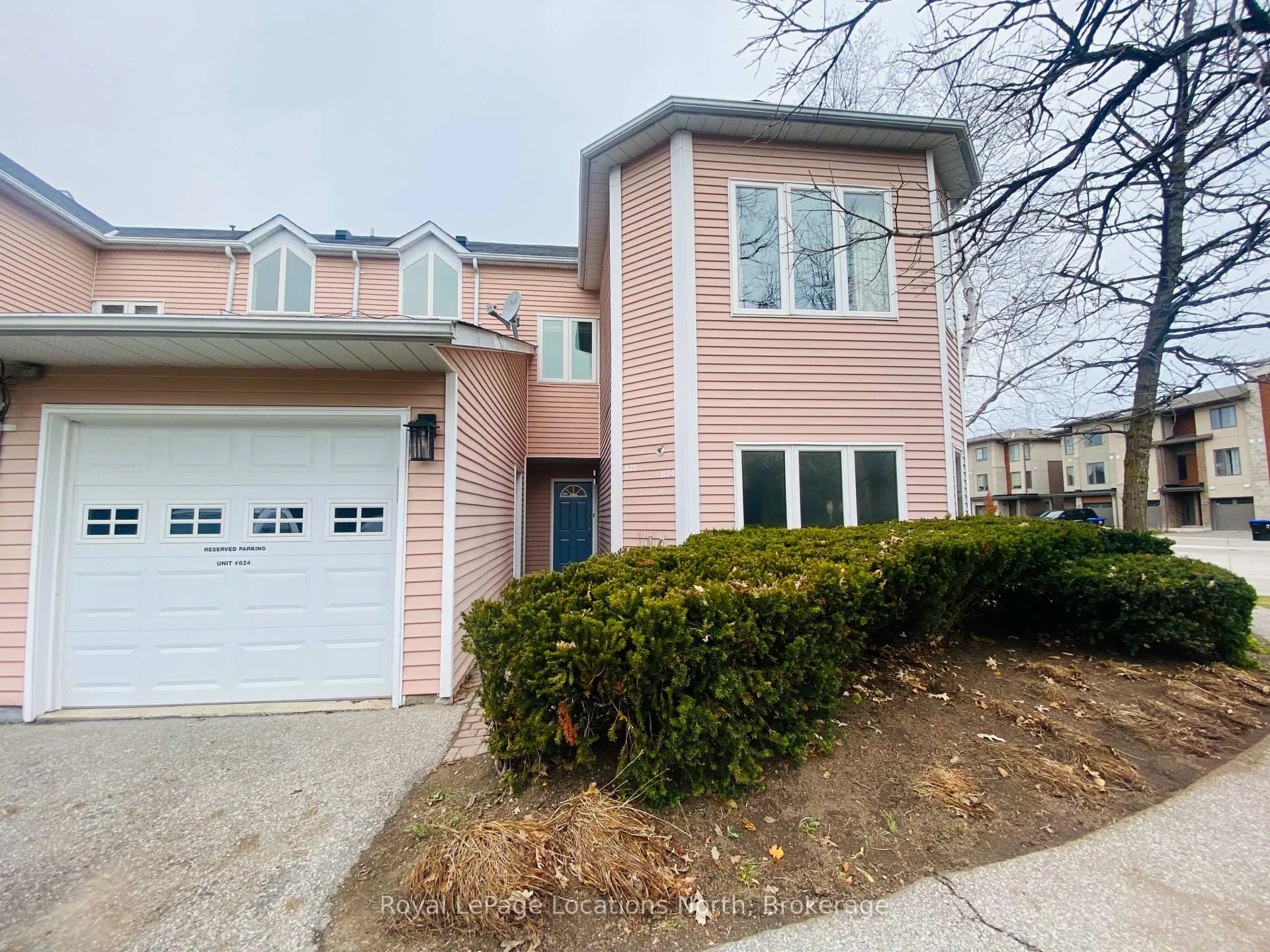Photo 1 of Unit 824, 32 Dawson Drive, Collingwood — HOMEH