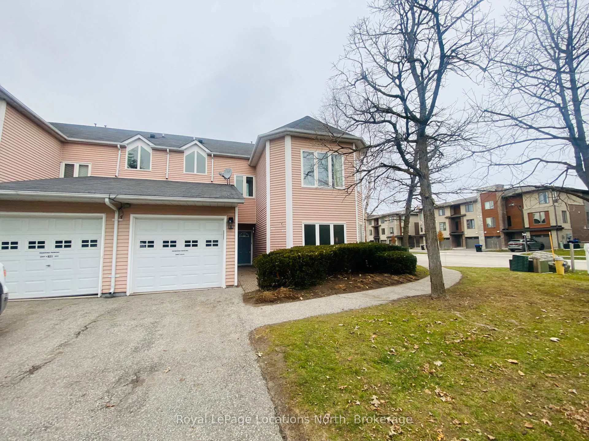 Photo 2 of Unit 824, 32 Dawson Drive, Collingwood — HOMEH