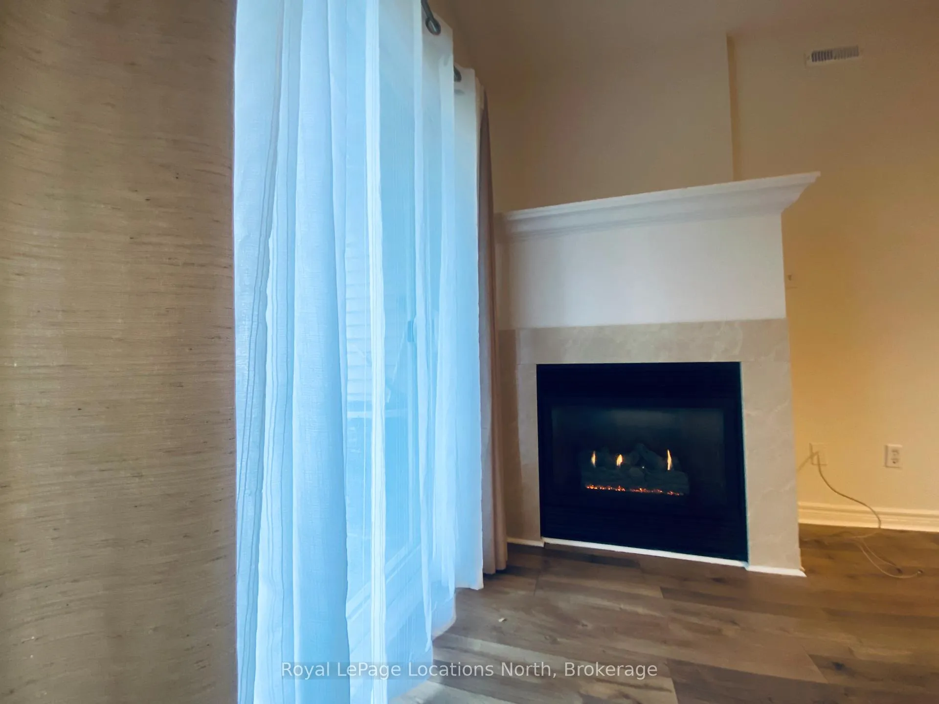 Photo 10 of Unit 824, 32 Dawson Drive, Collingwood — HOMEH