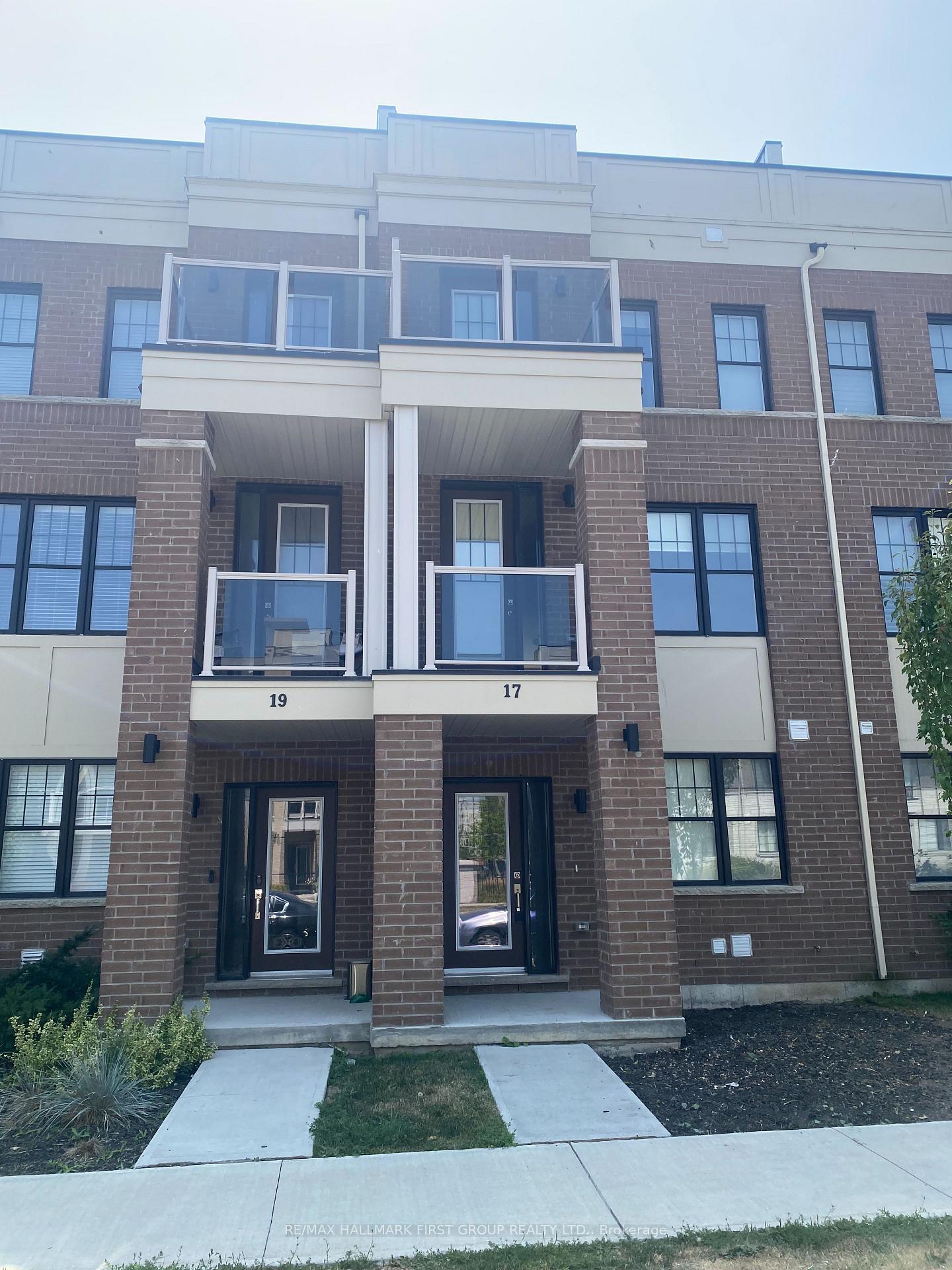Photo 11 of 17 Clarington Boulevard, Clarington, Bowmanville — HOMEH