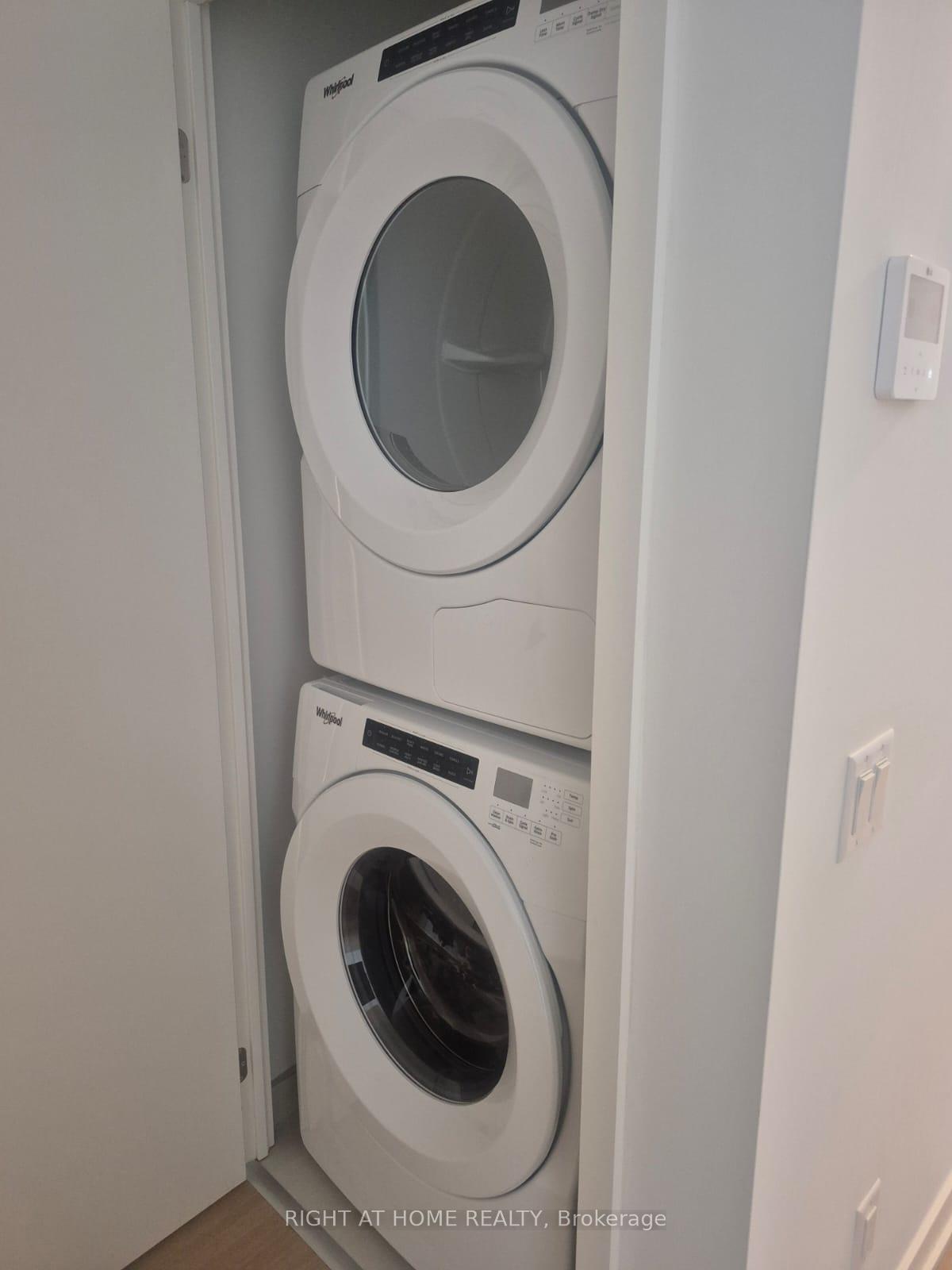 Photo 15 of Unit 327, 31 Huron Street, Collingwood — HOMEH