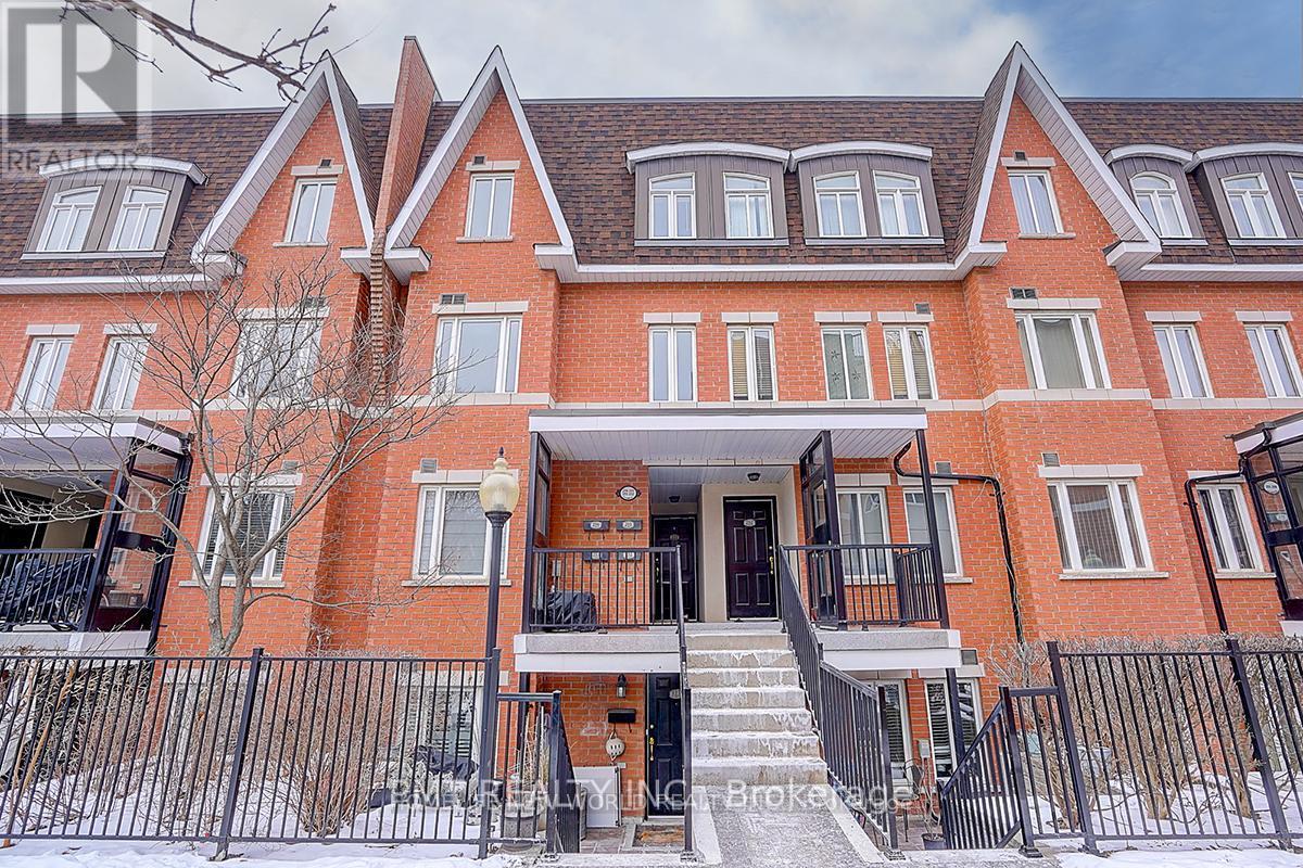 Front of Unit 126, 316 John Street