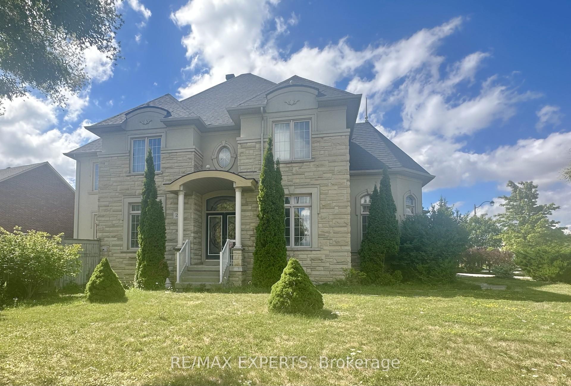 Photo 2 of 2 Louvre Circle, Brampton, Vales of Castlemore North — HOMEH