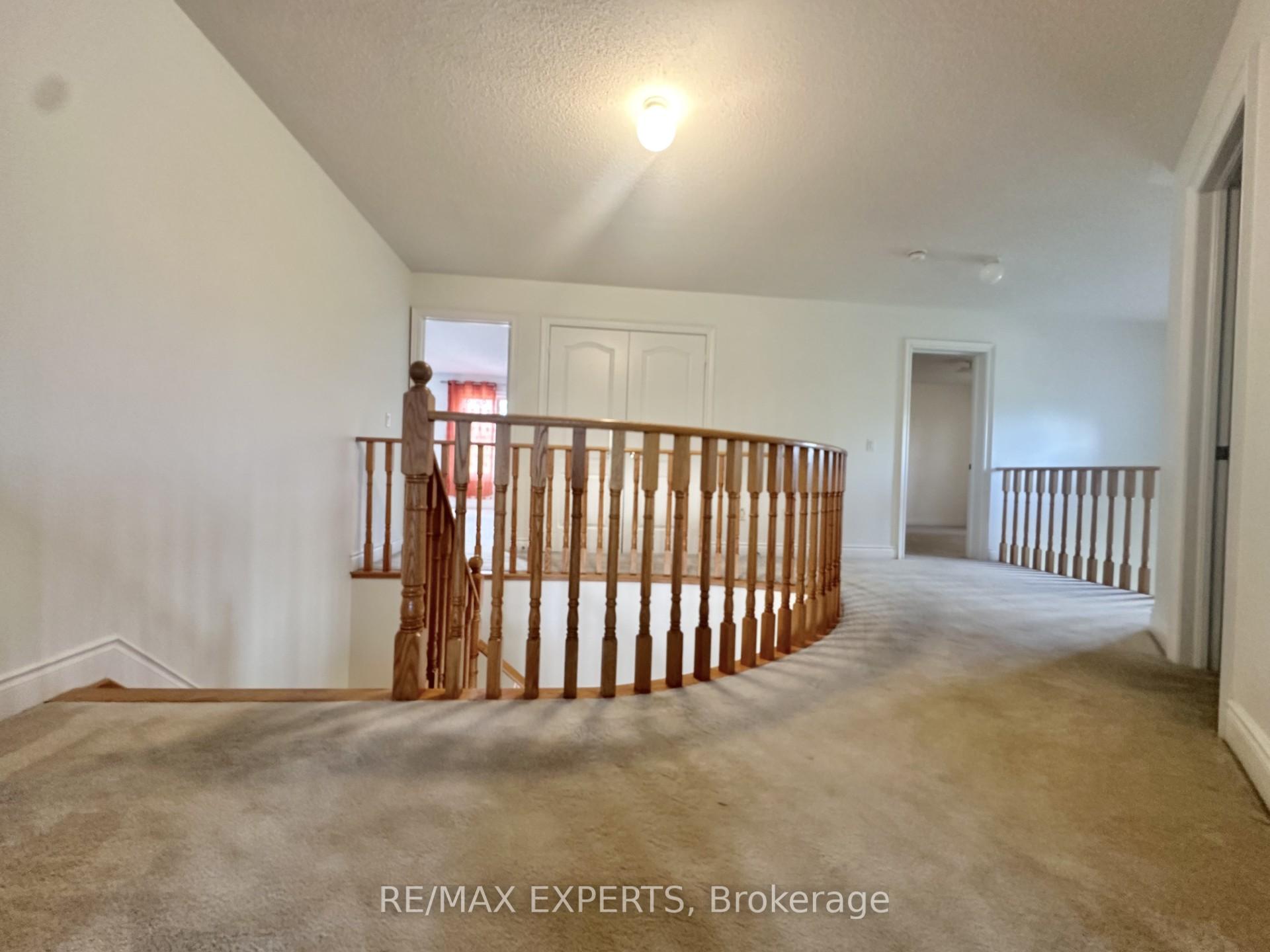 Photo 21 of 2 Louvre Circle, Brampton, Vales of Castlemore North — HOMEH