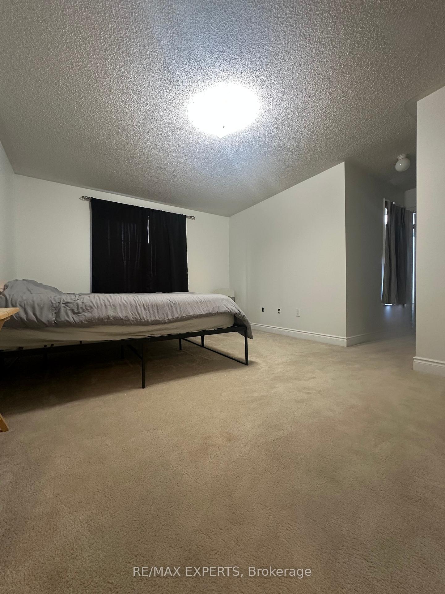 Photo 29 of 2 Louvre Circle, Brampton, Vales of Castlemore North — HOMEH