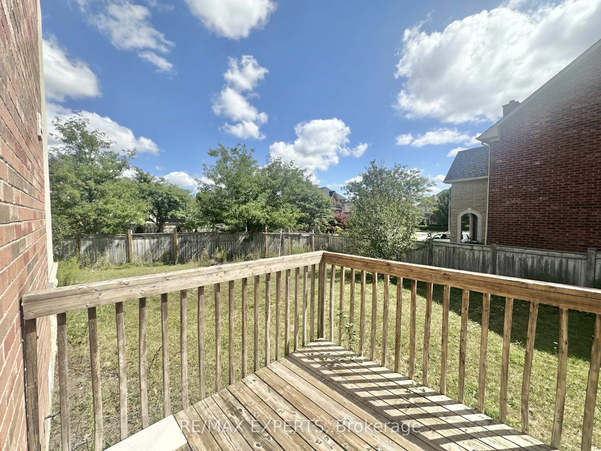 Photo 32 of 2 Louvre Circle, Brampton, Vales of Castlemore North — HOMEH