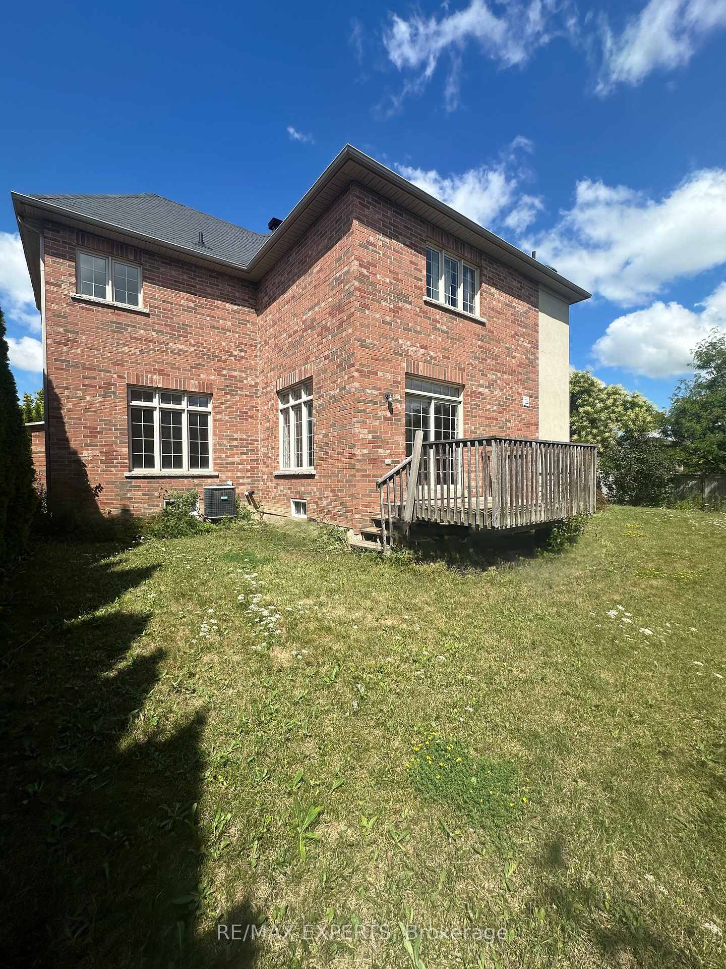 Photo 35 of 2 Louvre Circle, Brampton, Vales of Castlemore North — HOMEH