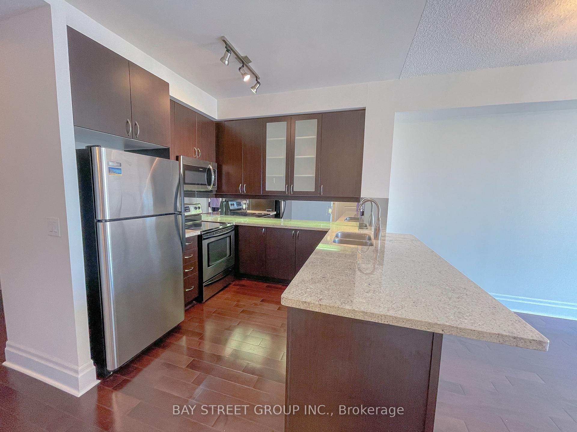 Photo 3 of Unit 706, 1 Upper Duke Crescent, Markham, Unionville — HOMEH