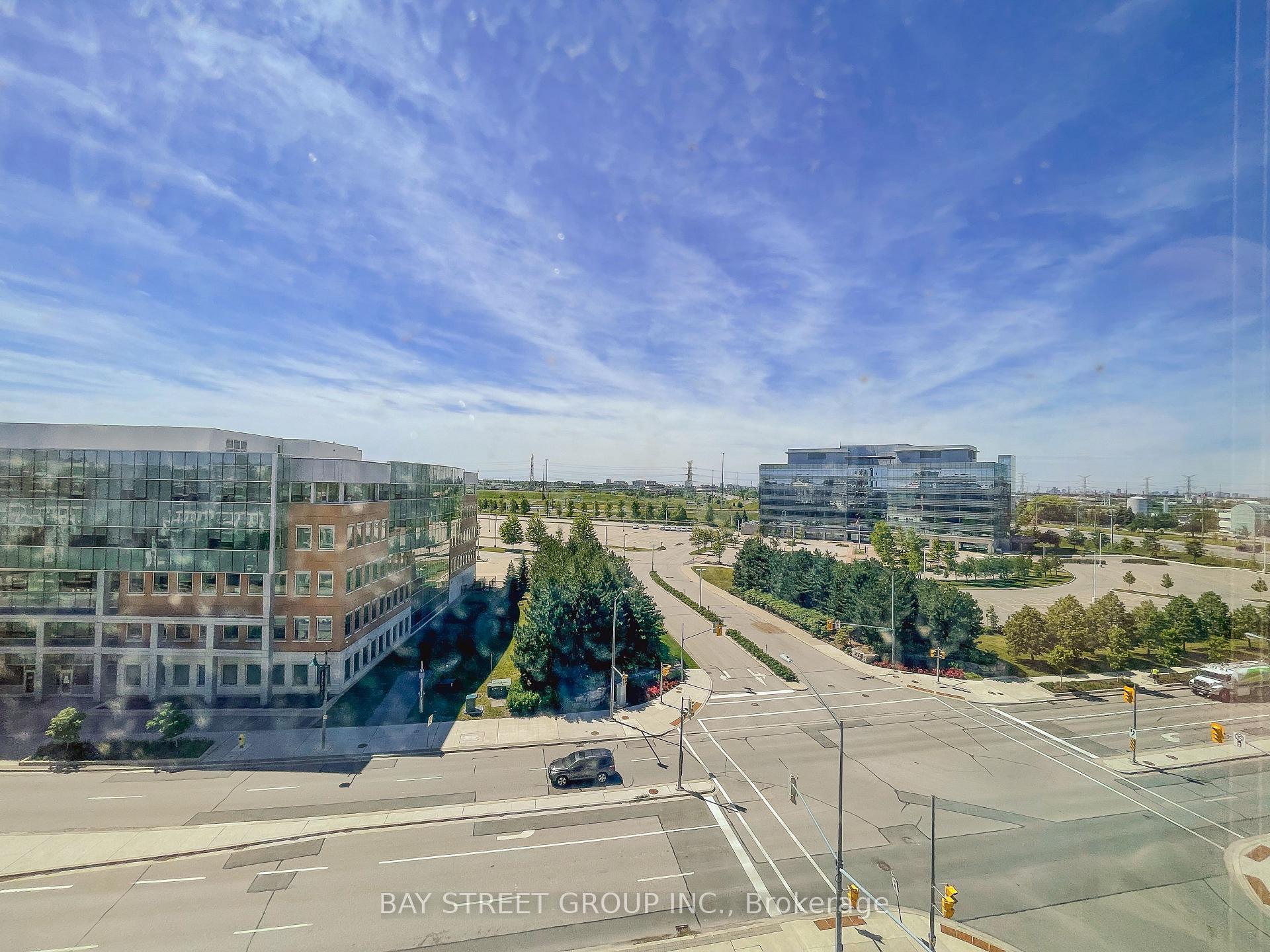 Photo 8 of Unit 706, 1 Upper Duke Crescent, Markham, Unionville — HOMEH