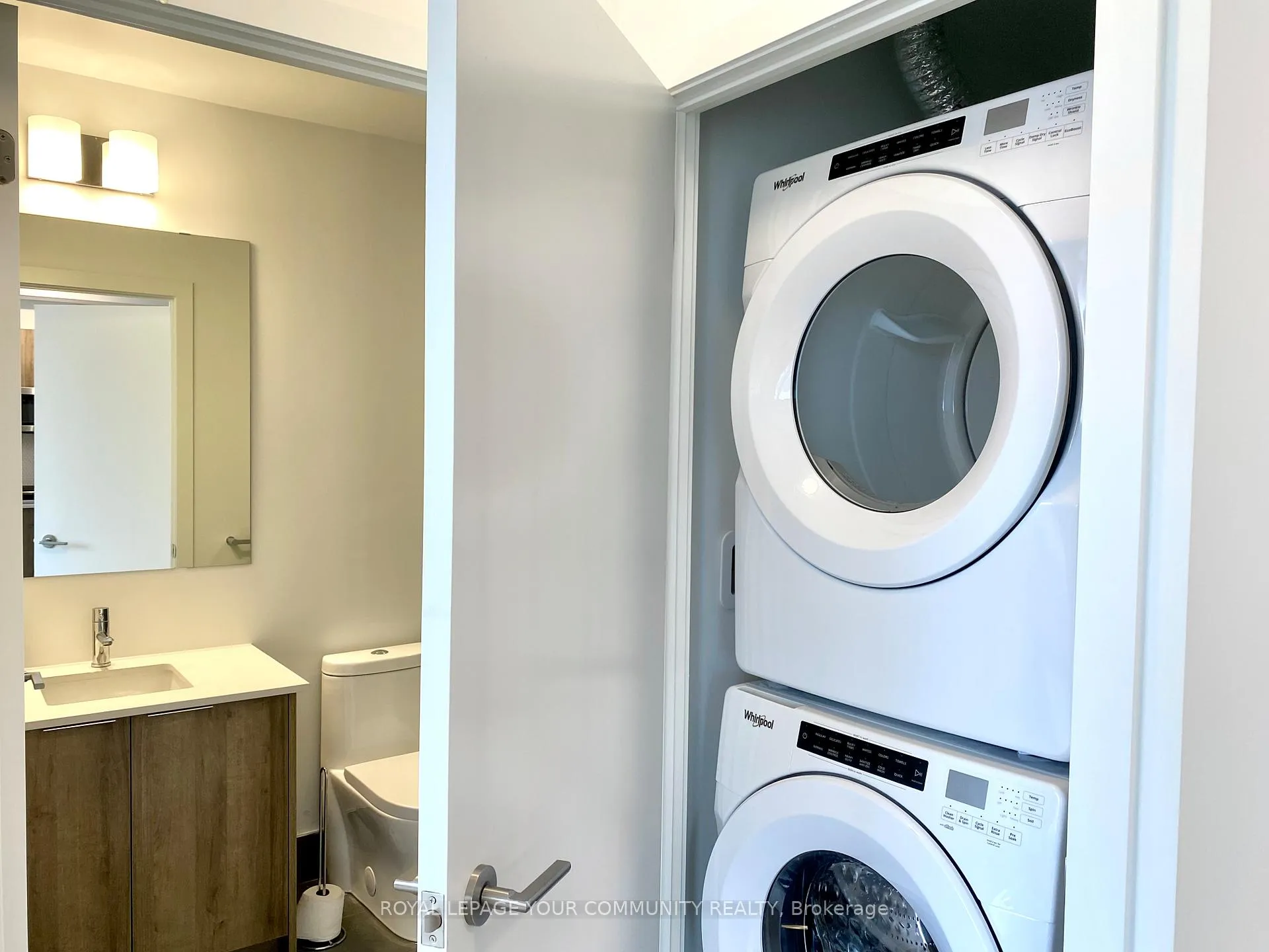 Photo 14 of Unit 401, 495 Logan Avenue, Toronto, North Riverdale — HOMEH