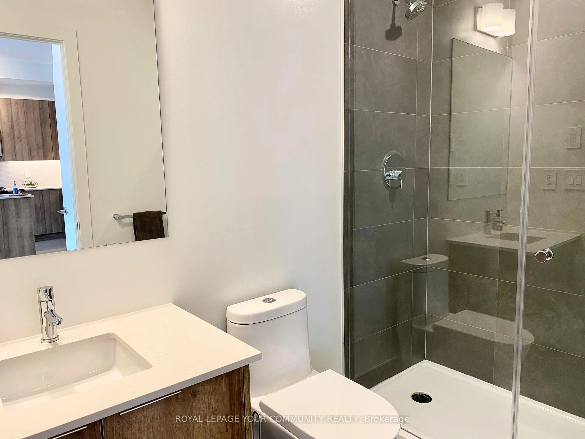 Photo 15 of Unit 401, 495 Logan Avenue, Toronto, North Riverdale — HOMEH