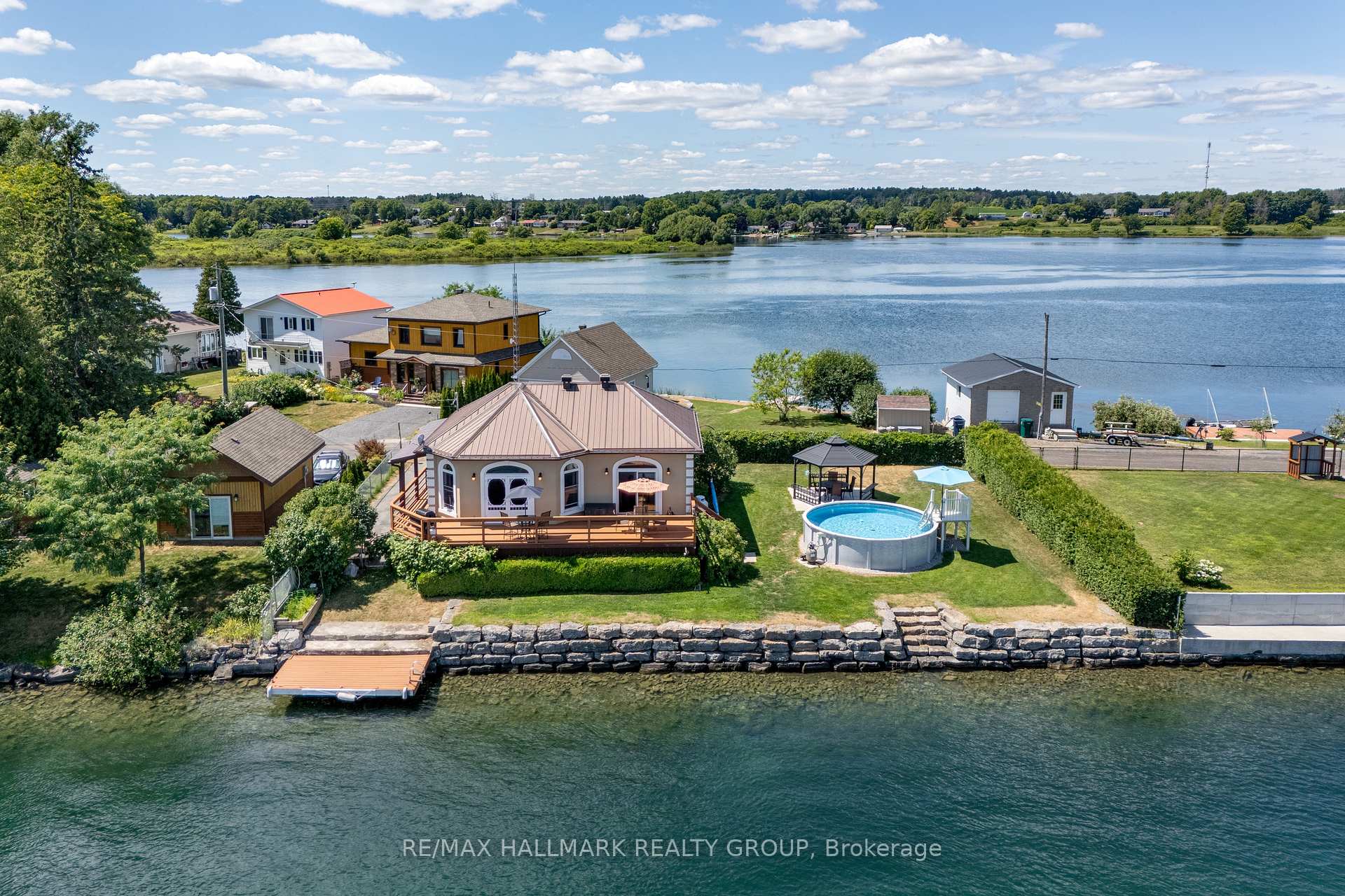Photo 1 of 33 Tuttle Point, Edwardsburgh/Cardinal, Edwardsburgh/Cardinal Twp — HOMEH