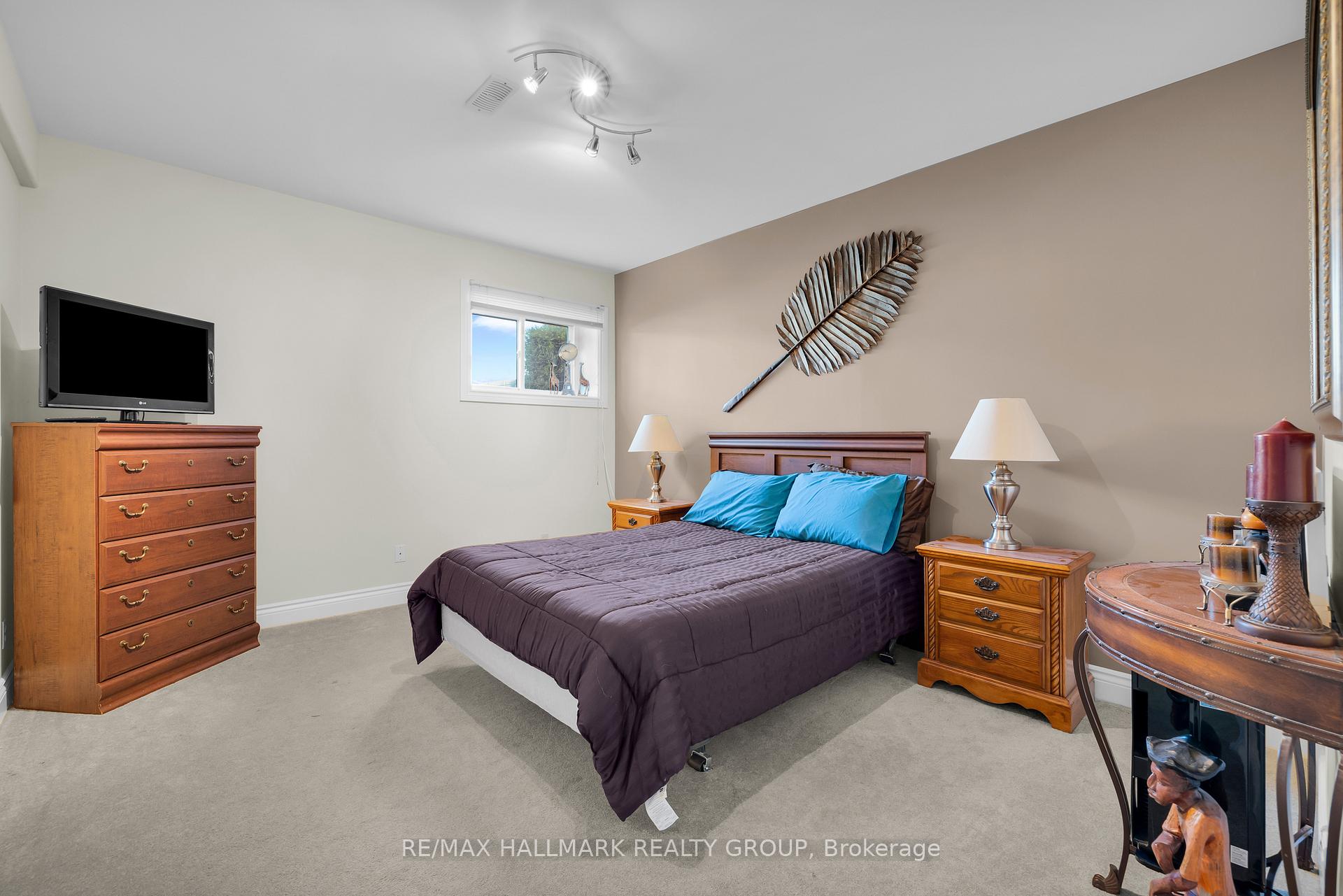 Photo 27 of 33 Tuttle Point, Edwardsburgh/Cardinal, Edwardsburgh/Cardinal Twp — HOMEH