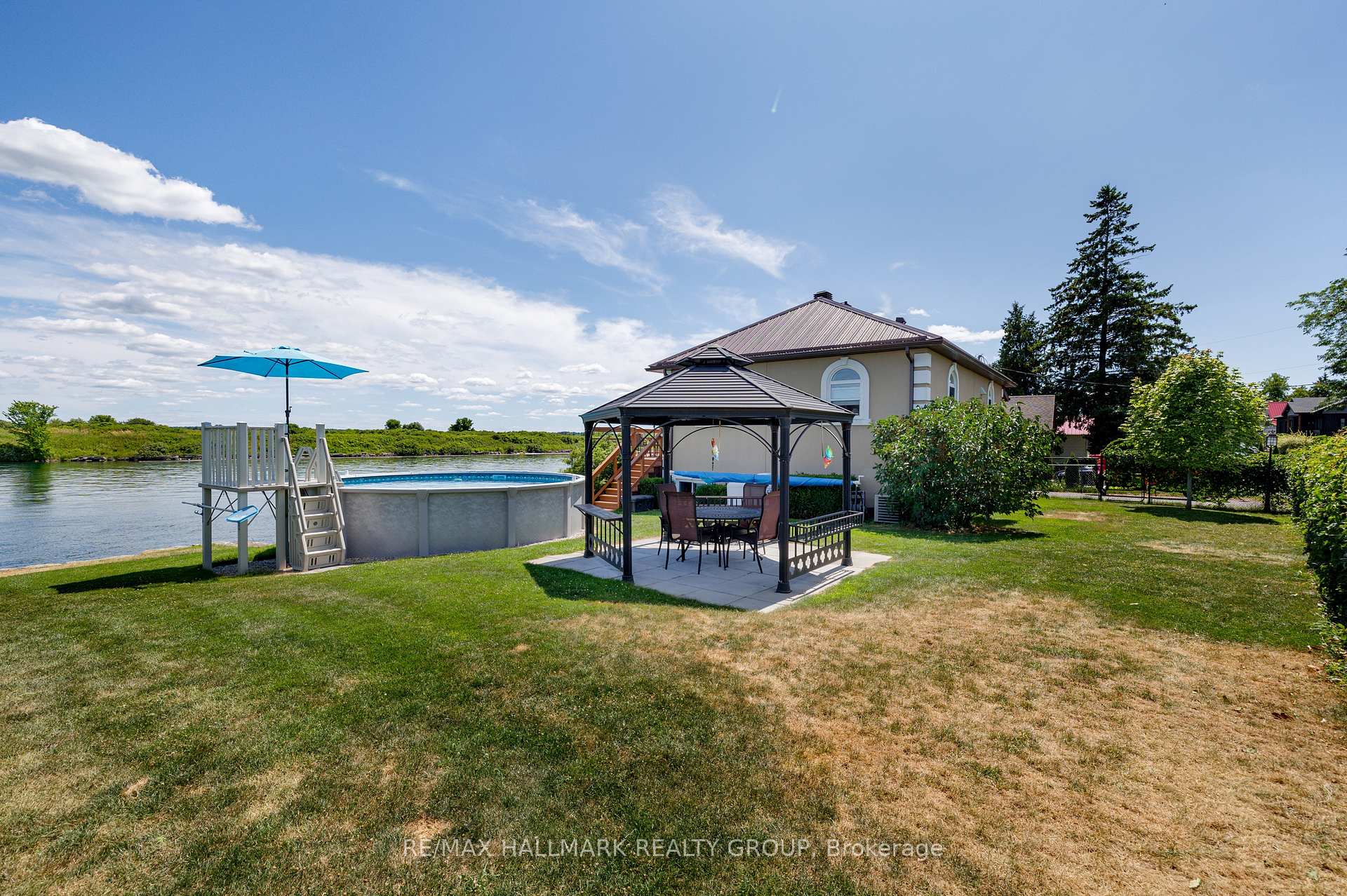 Photo 32 of 33 Tuttle Point, Edwardsburgh/Cardinal, Edwardsburgh/Cardinal Twp — HOMEH