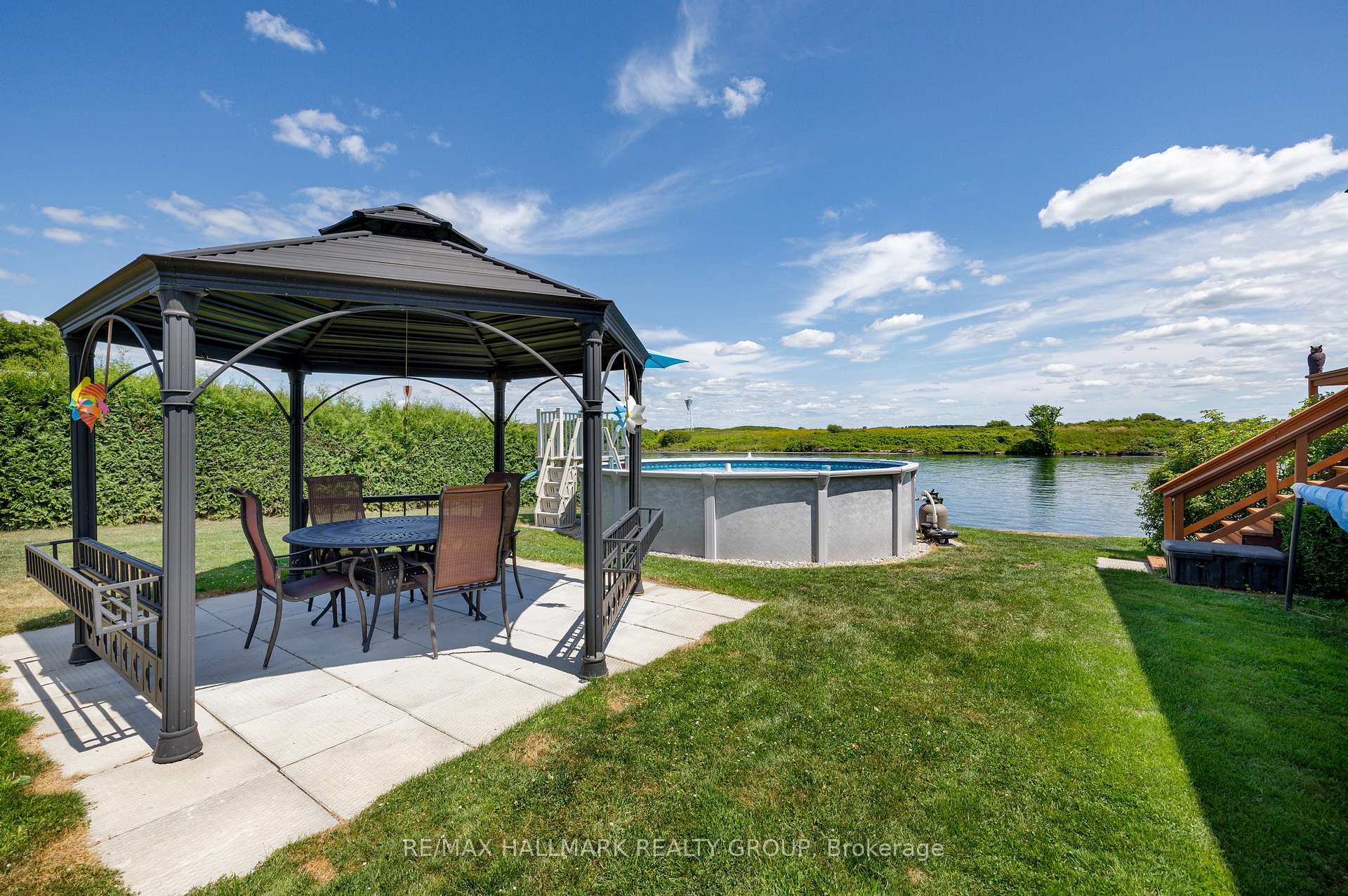 Photo 33 of 33 Tuttle Point, Edwardsburgh/Cardinal, Edwardsburgh/Cardinal Twp — HOMEH