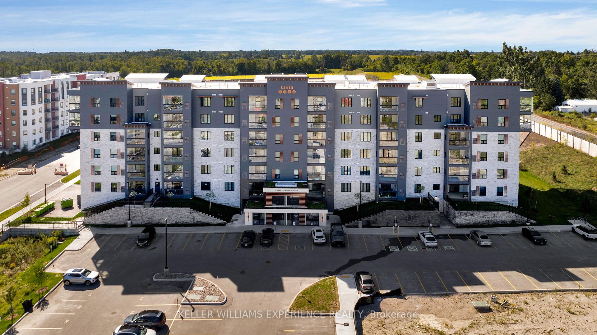 Photo 1 of Unit 607, 15 Kneeshaw Drive, Barrie, Rural Barrie Southeast — HOMEH