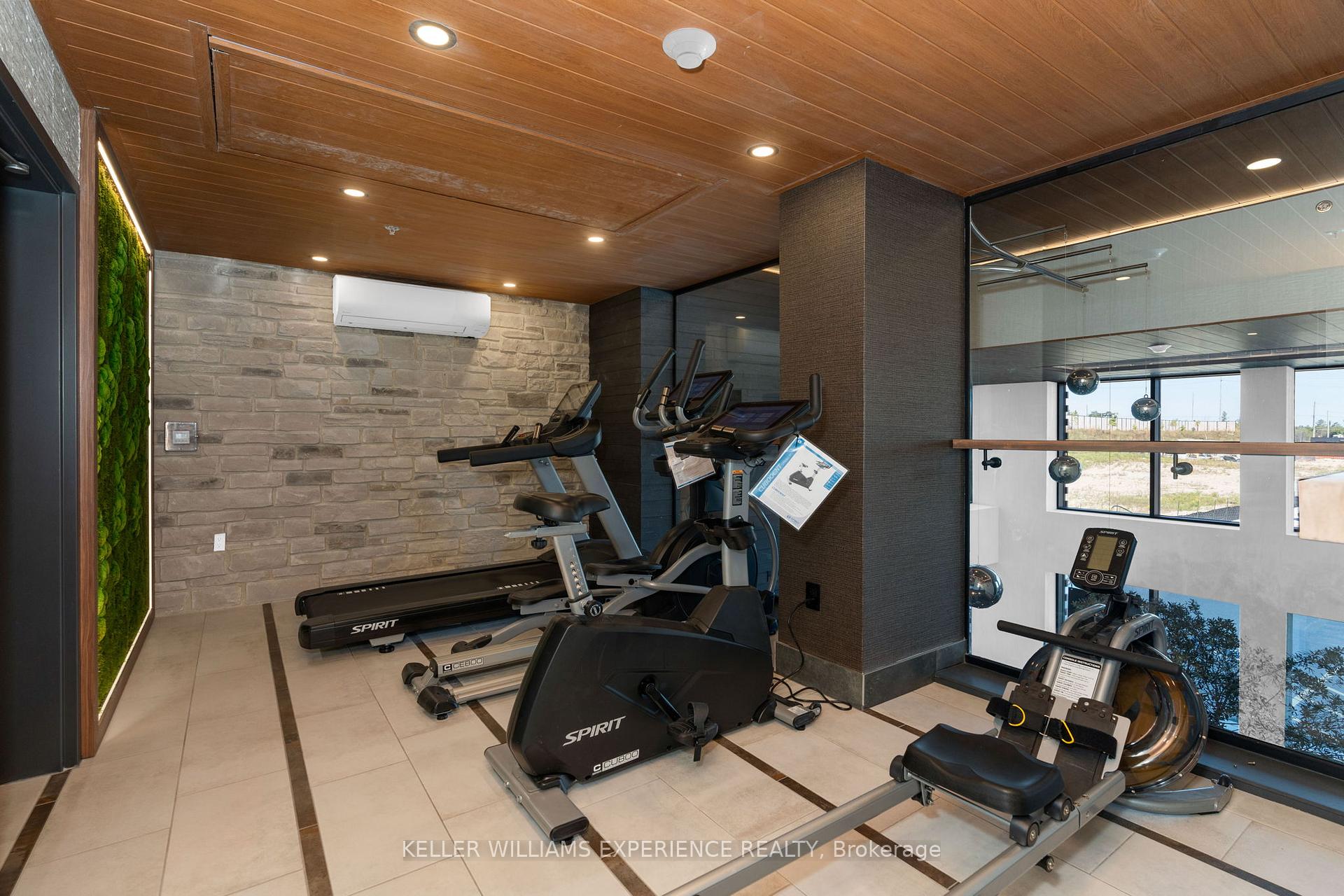 Photo 3 of Unit 607, 15 Kneeshaw Drive, Barrie, Rural Barrie Southeast — HOMEH