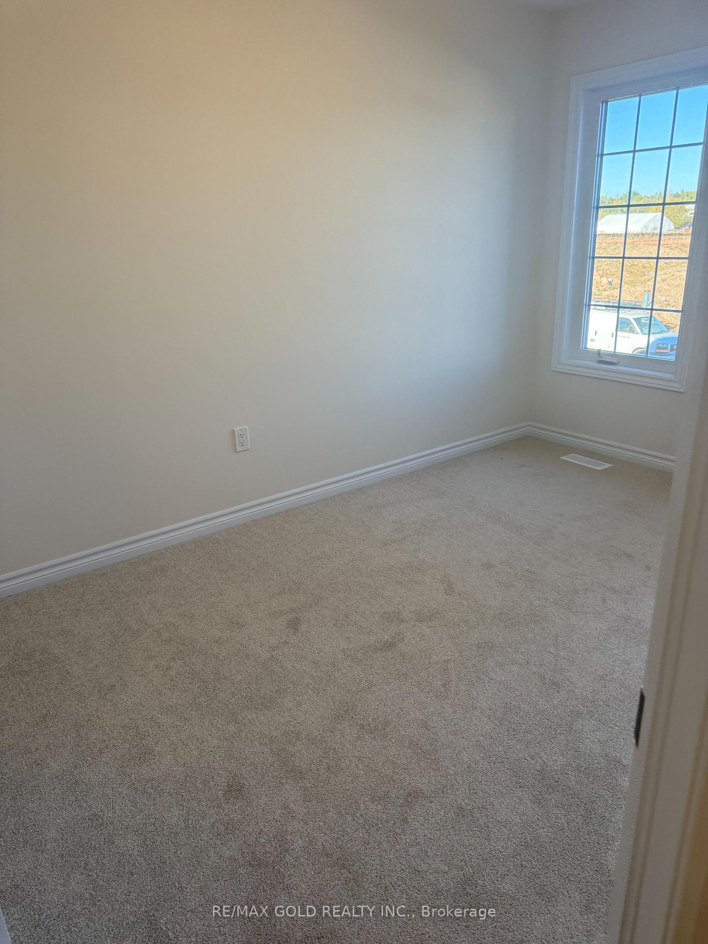 Photo 7 of 185 Gear Avenue, Erin — HOMEH