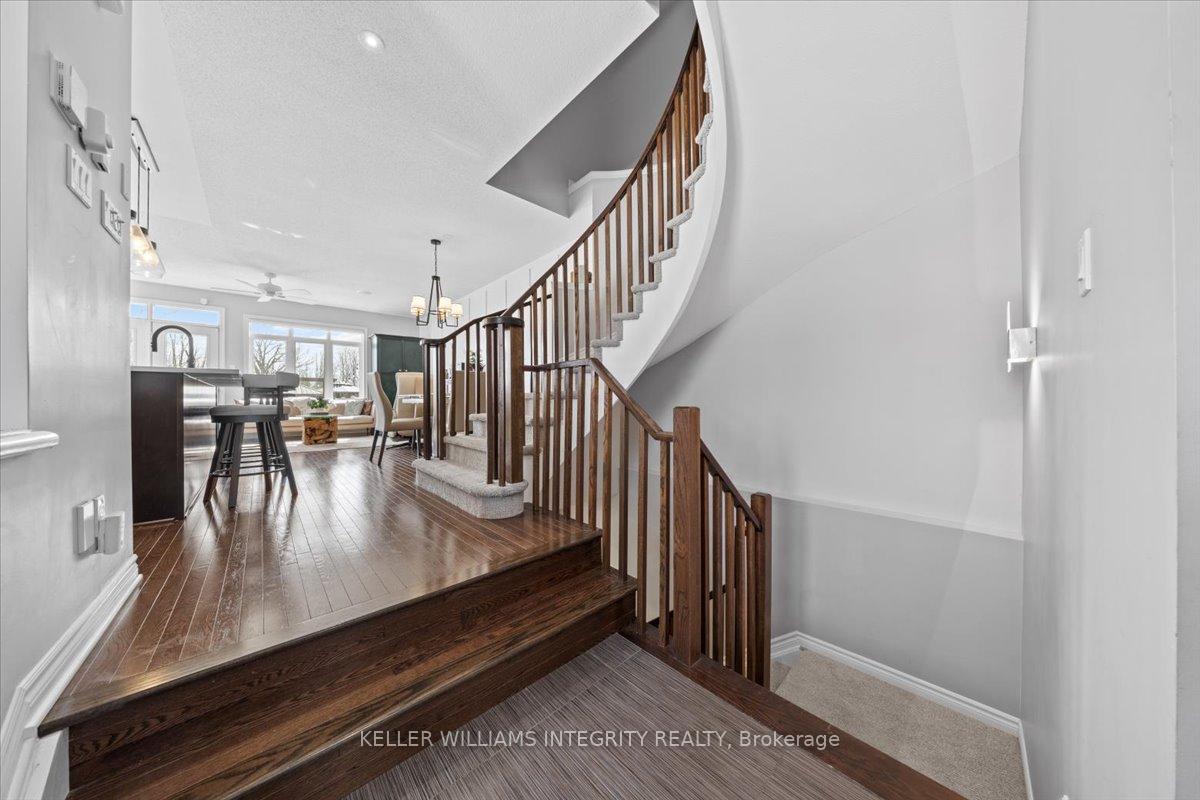 Photo 3 of 381 Cooks Mill Crescent, Ottawa, Riverside South — HOMEH