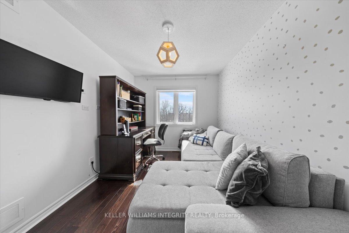 Photo 24 of 381 Cooks Mill Crescent, Ottawa, Riverside South — HOMEH