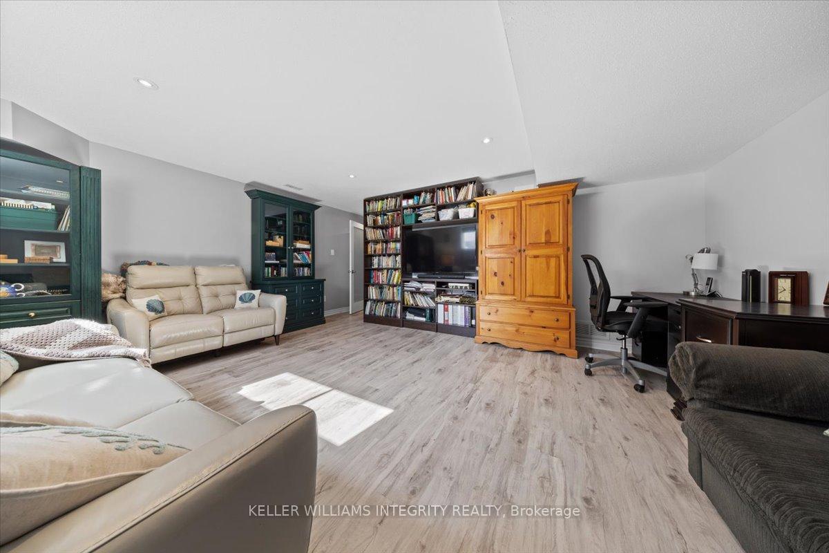 Photo 28 of 381 Cooks Mill Crescent, Ottawa, Riverside South — HOMEH