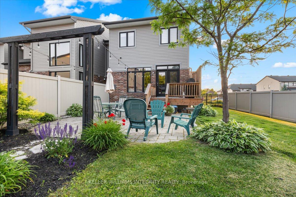Photo 33 of 381 Cooks Mill Crescent, Ottawa, Riverside South — HOMEH